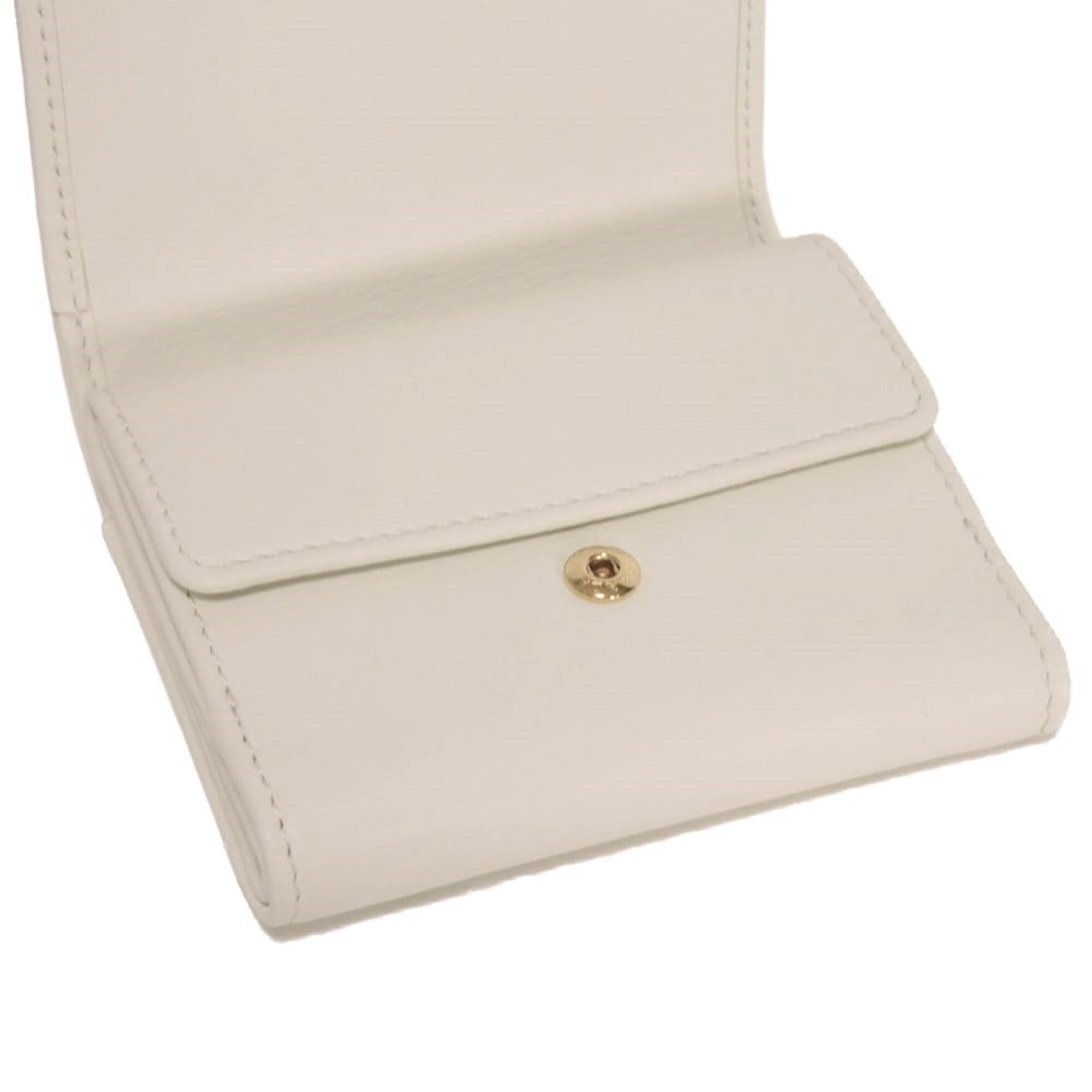 Prada White Wallet (Tri-Fold) (Pre-Owned)