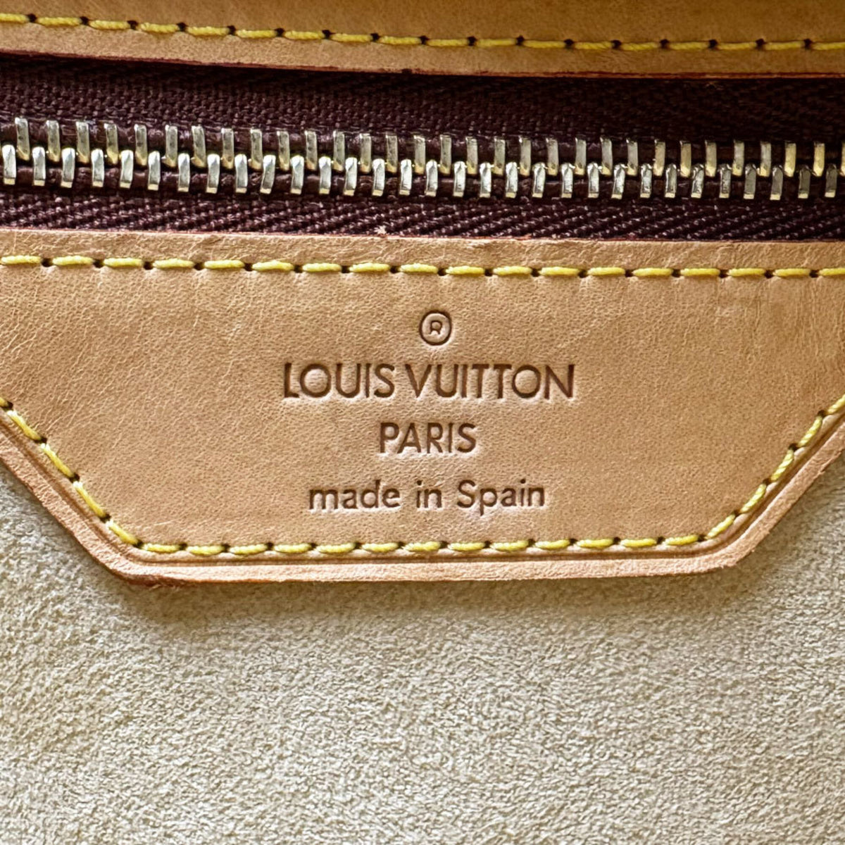 Louis Vuitton Brown Monogram Monogram Handbag (Pre-Owned)
