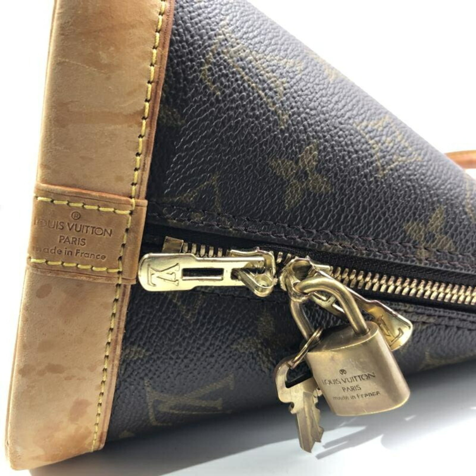 Louis Vuitton Blue Monogram Monogram Handbag (Pre-Owned)