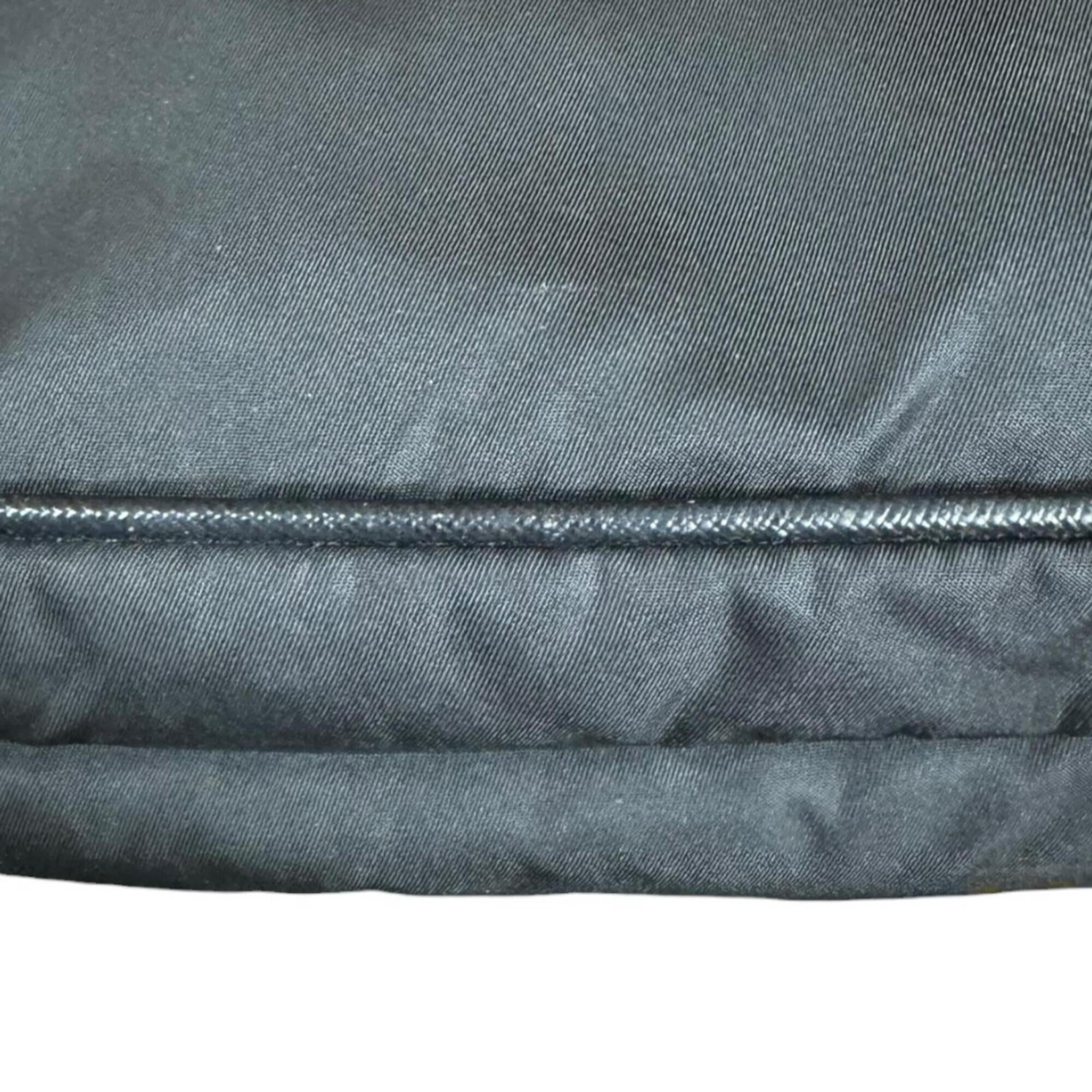 Prada Black Nylon Shoulder Bag (Pre-Owned)