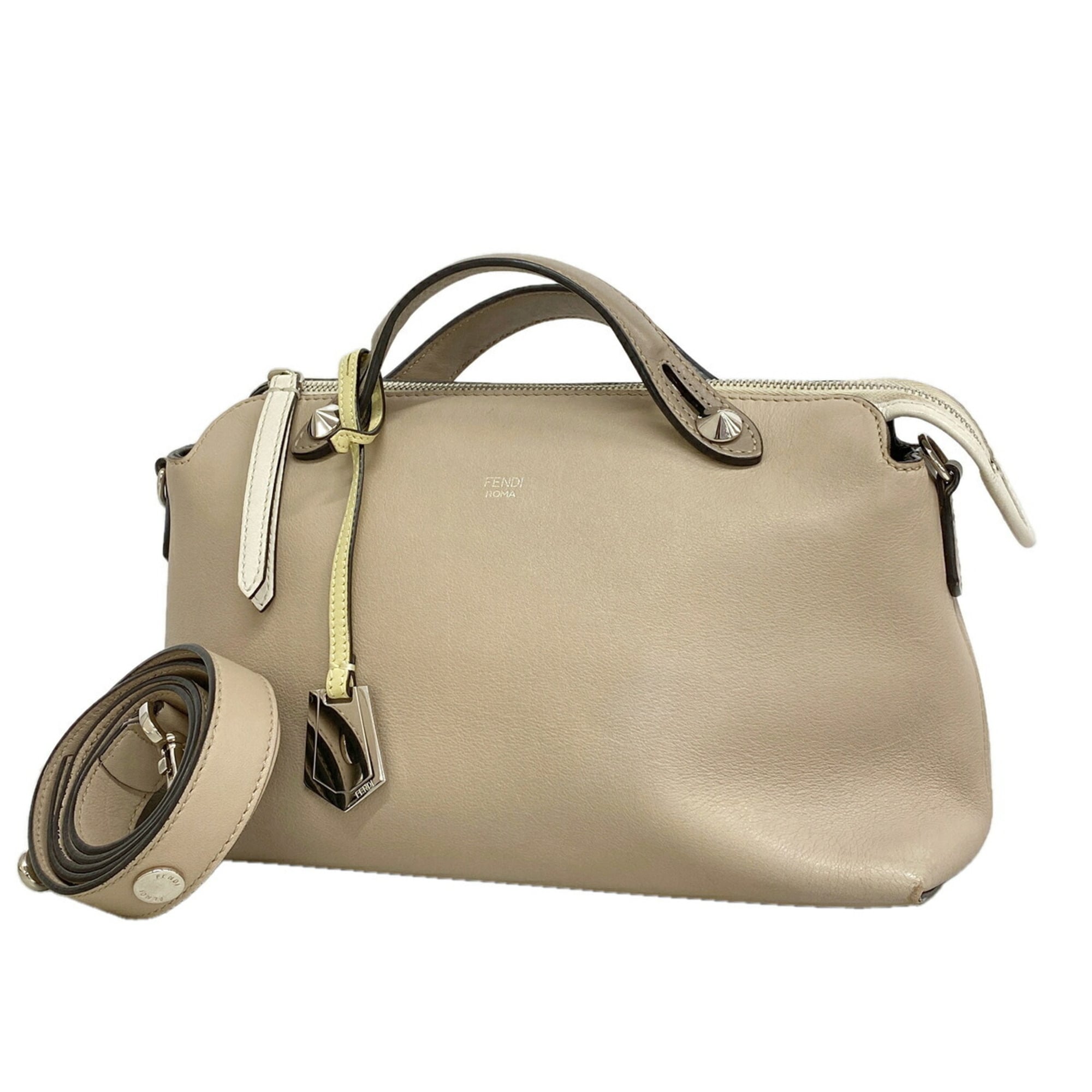 Fendi Beige White Leather Handbag (Pre-Owned)