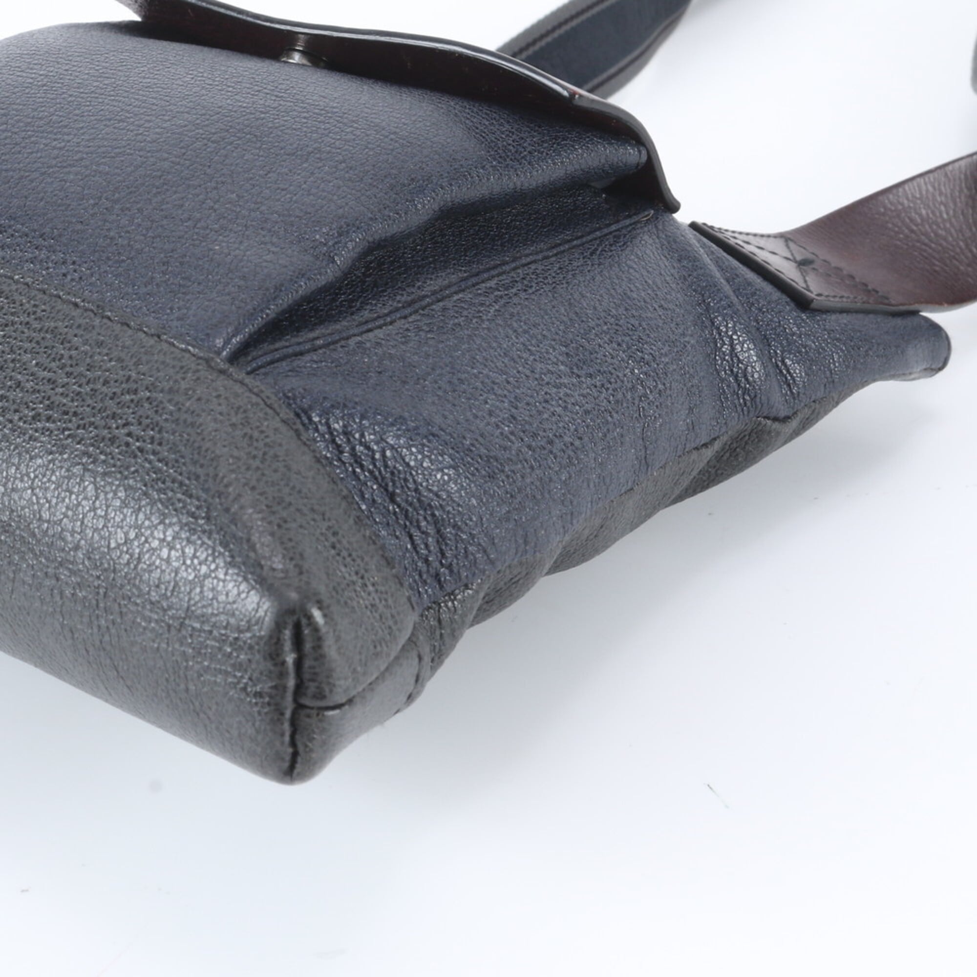 Salvatore Ferragamo Navy Wine Leather Shoulder Bag (Pre-Owned)