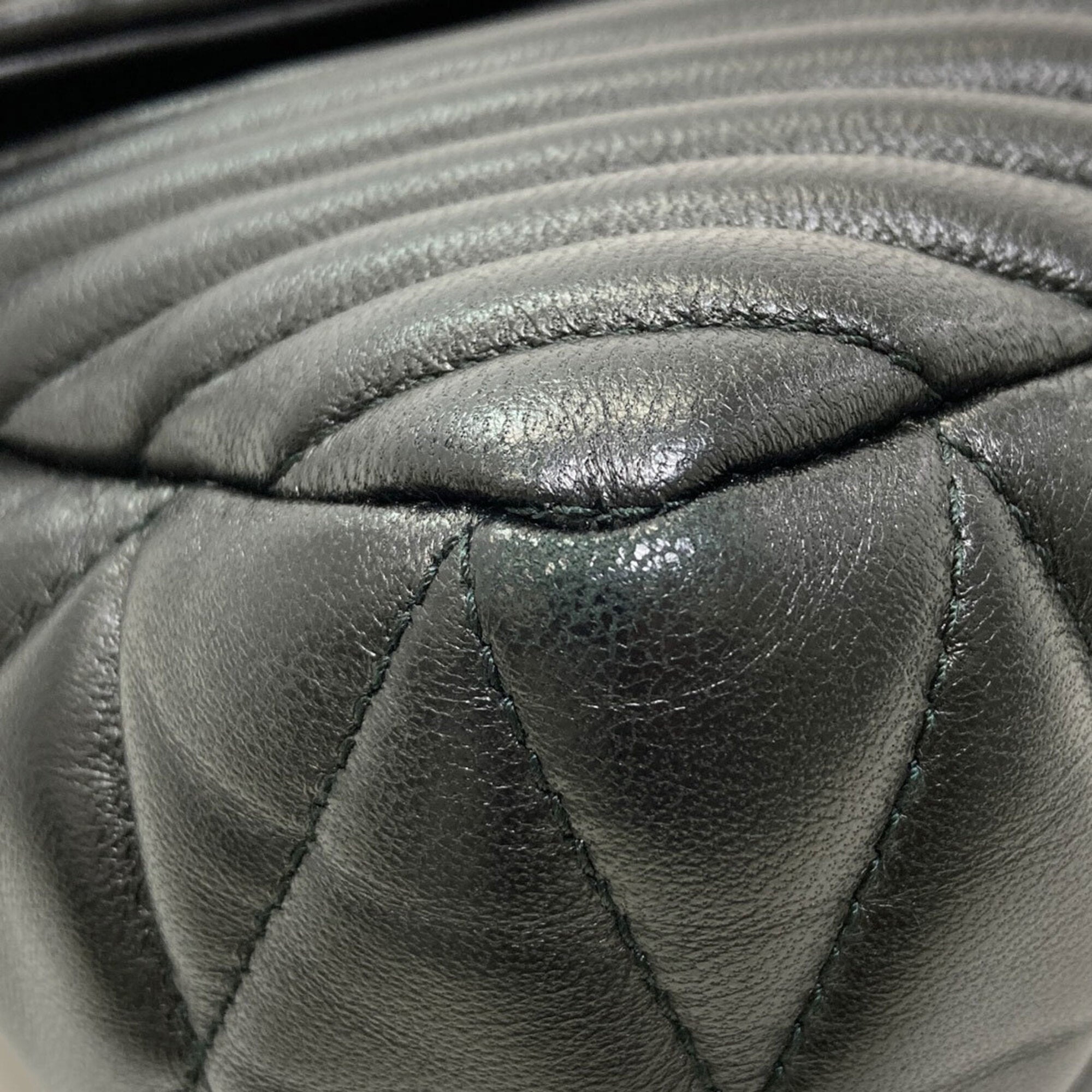 Miu Miu Black Leather Shoulder Bag (Pre-Owned)