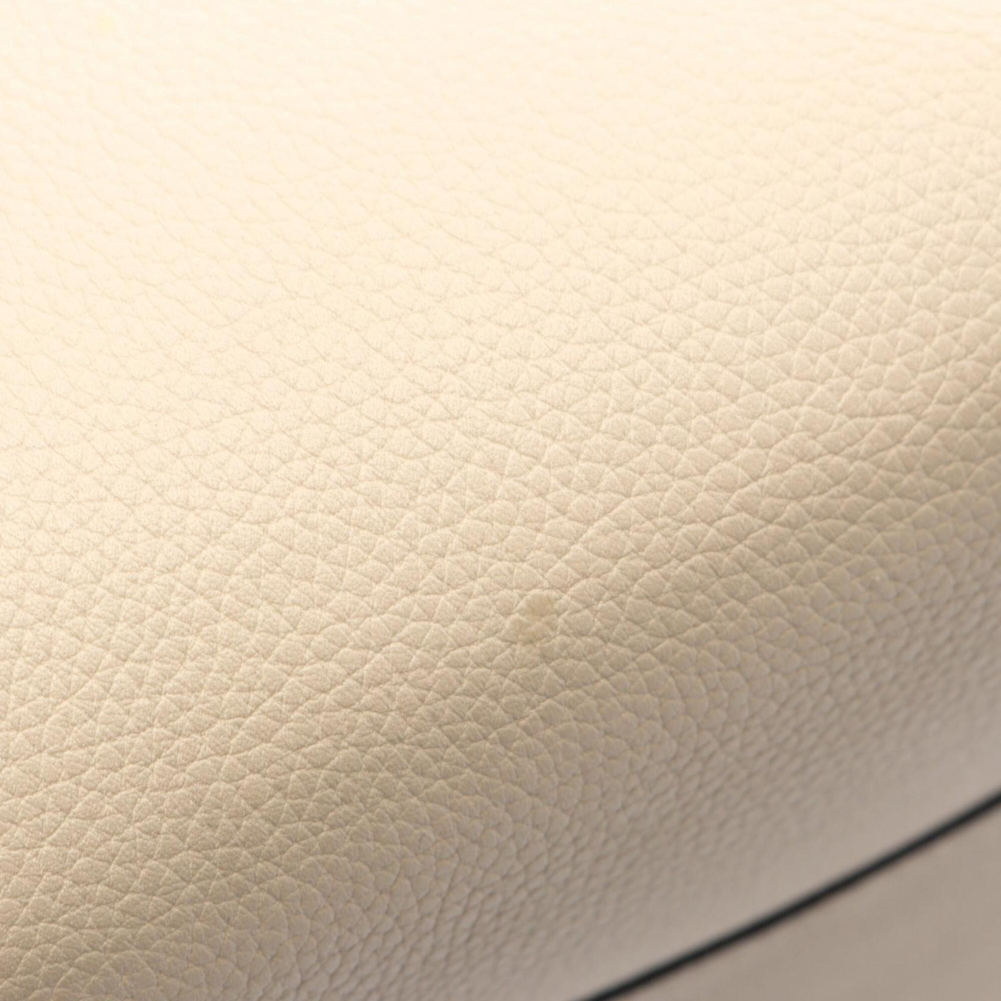 Loewe Beige Leather Handbag Shoulder Bag (Pre-Owned)