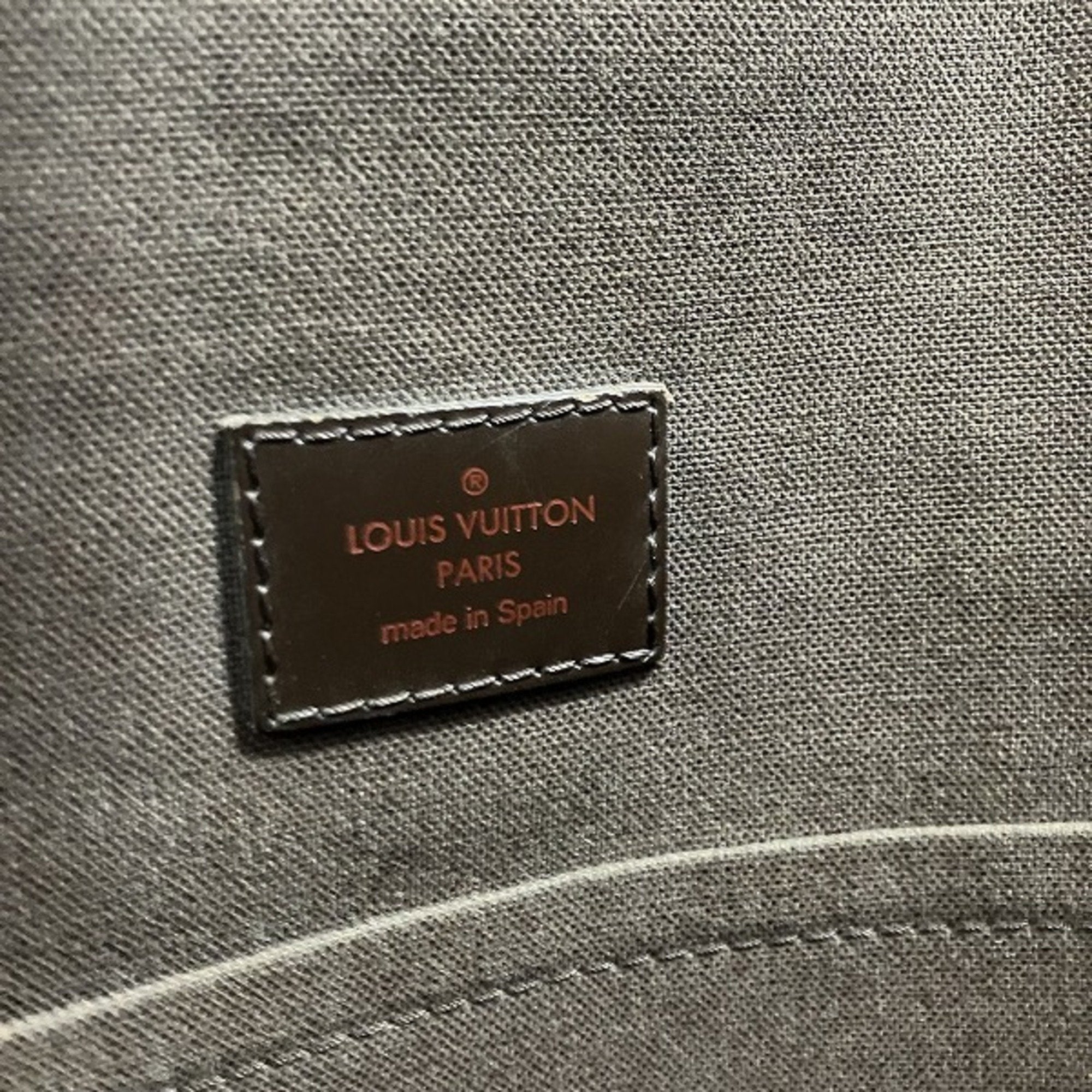 Louis Vuitton Brown Shoulder Bag (Pre-Owned)