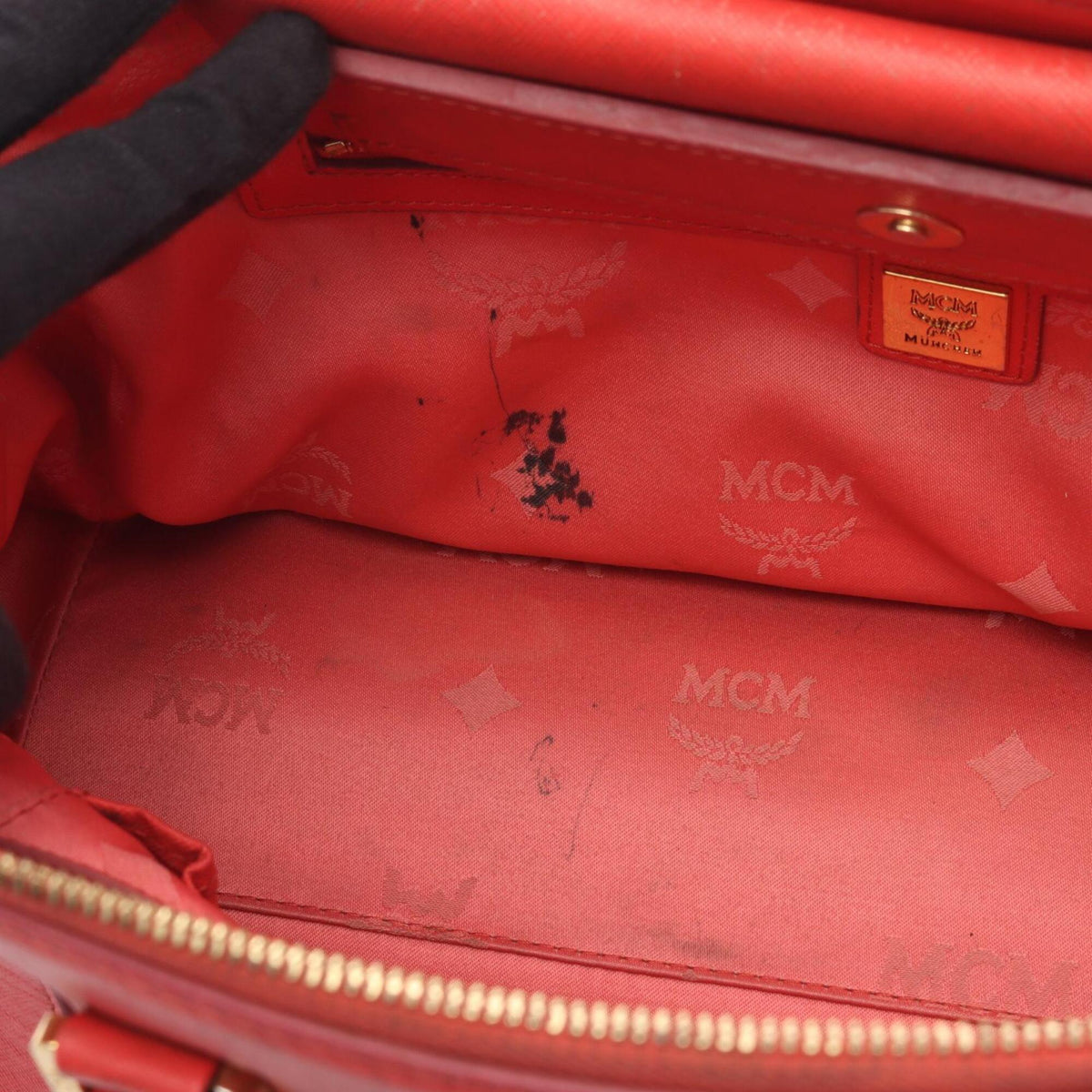 Mcm Red Color Leather Handbag Tote Bag (Pre-Owned)