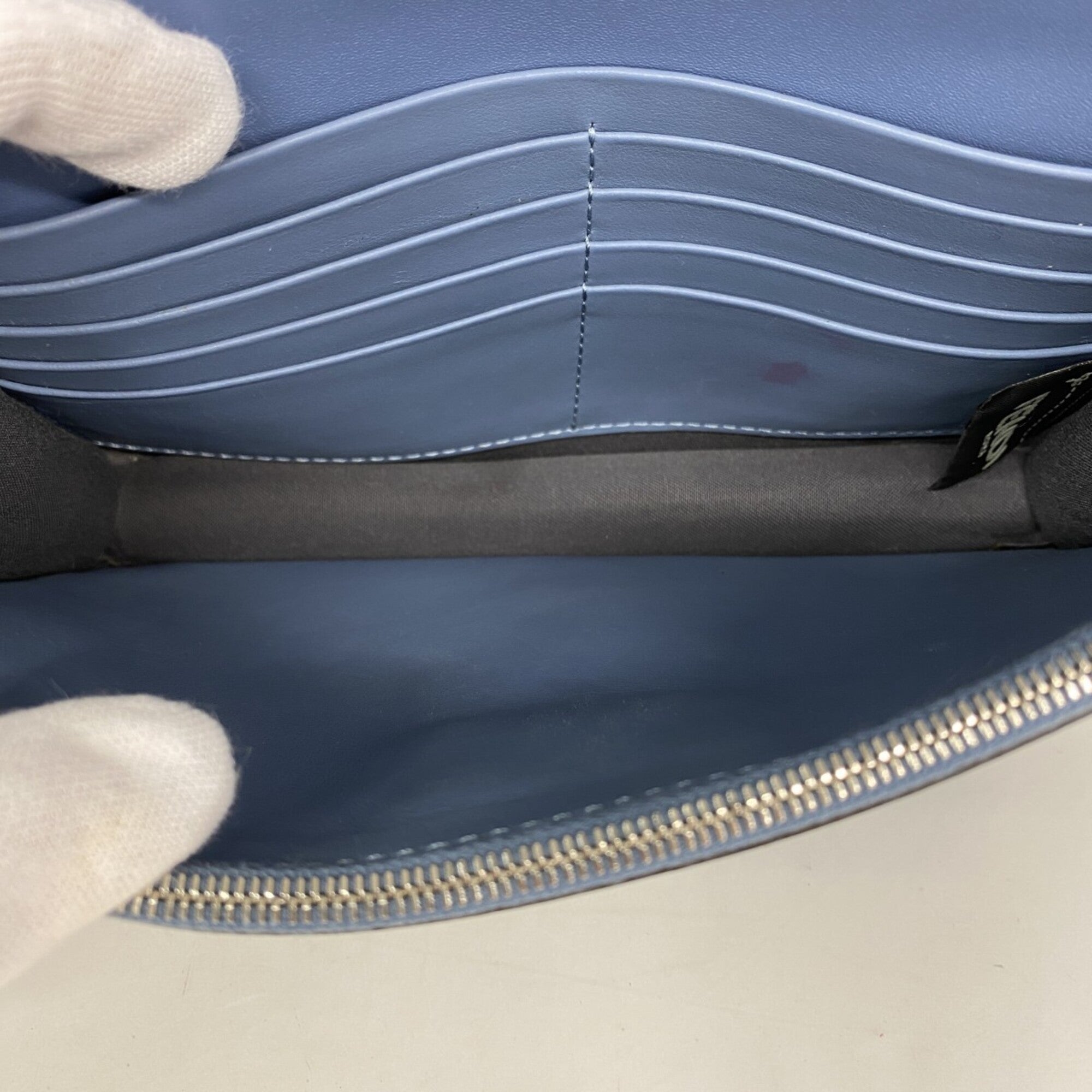 Fendi Blue Leather Shoulder Bag (Pre-Owned)