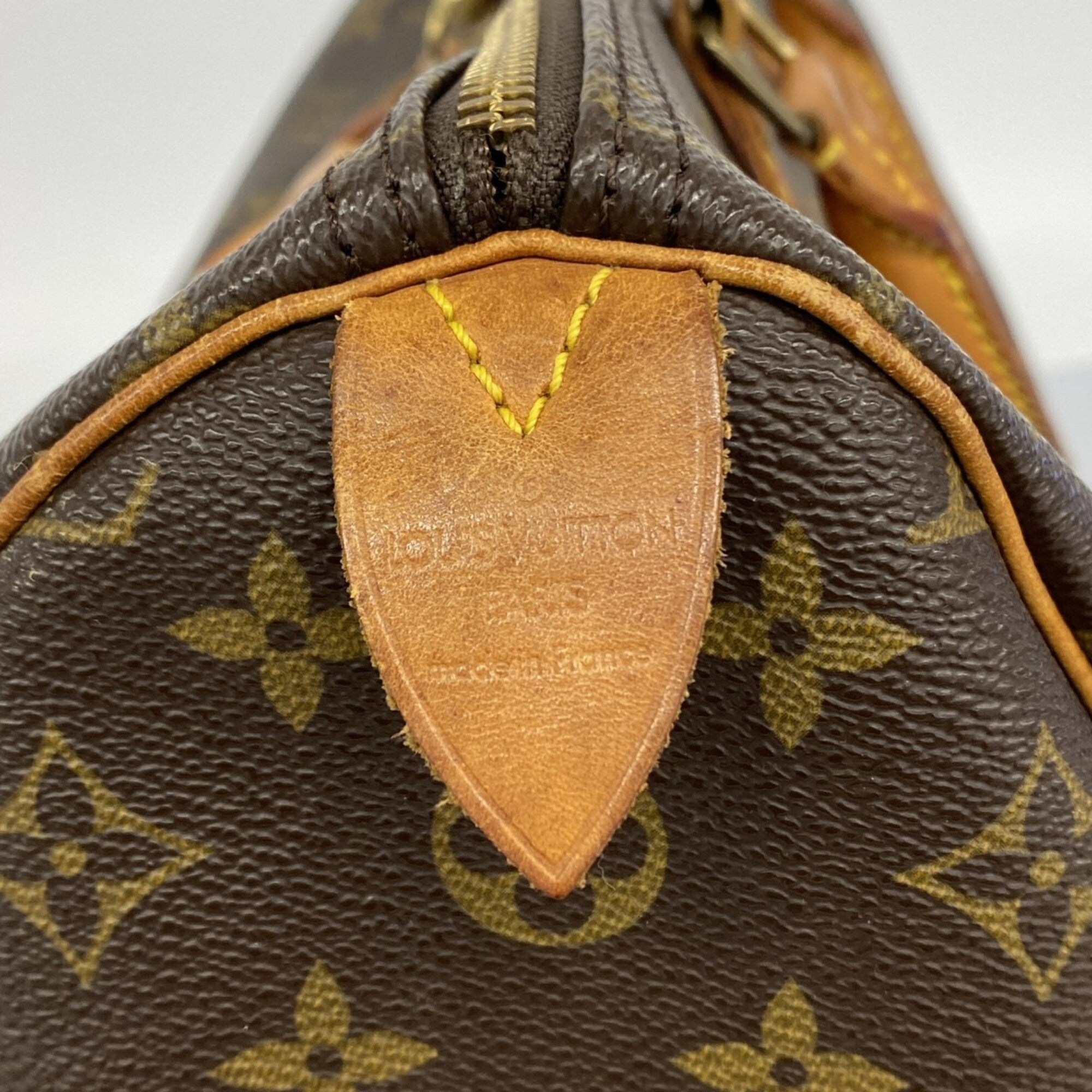 Louis Vuitton Brown Handbag (Pre-Owned)