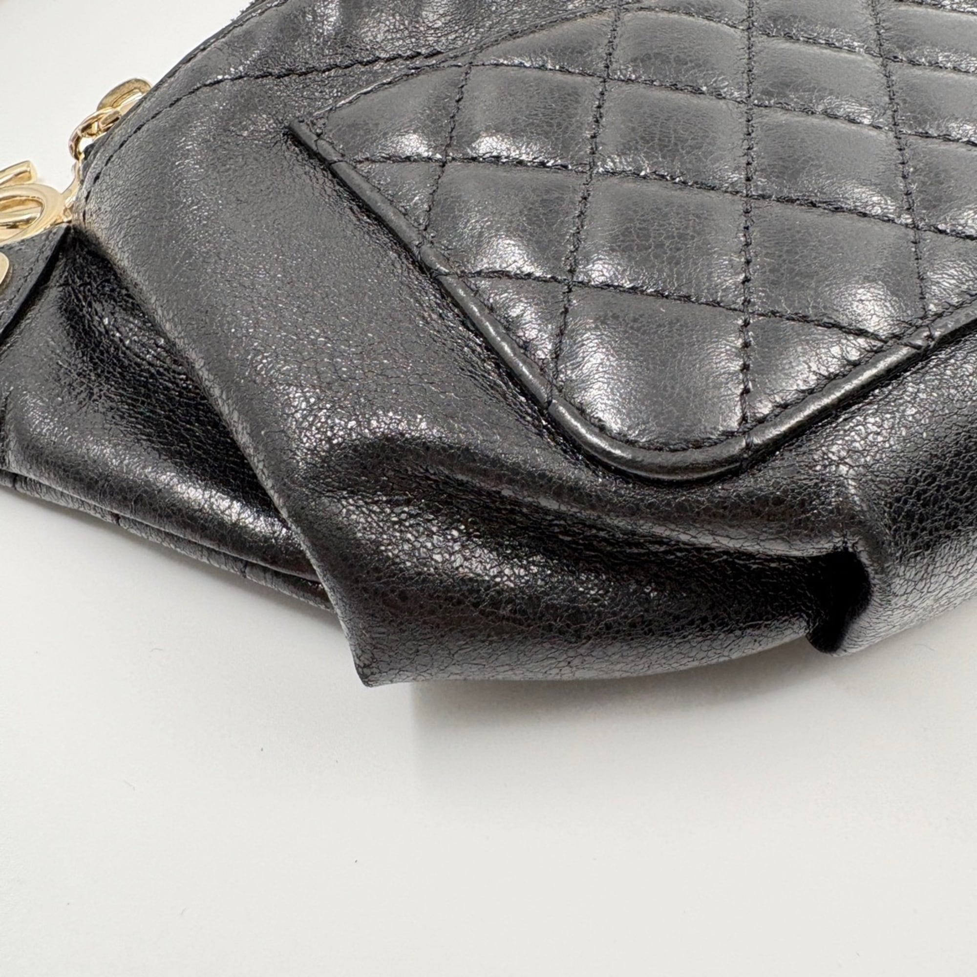 Chanel Matelasse Black Sling Bag (Pre-Owned)