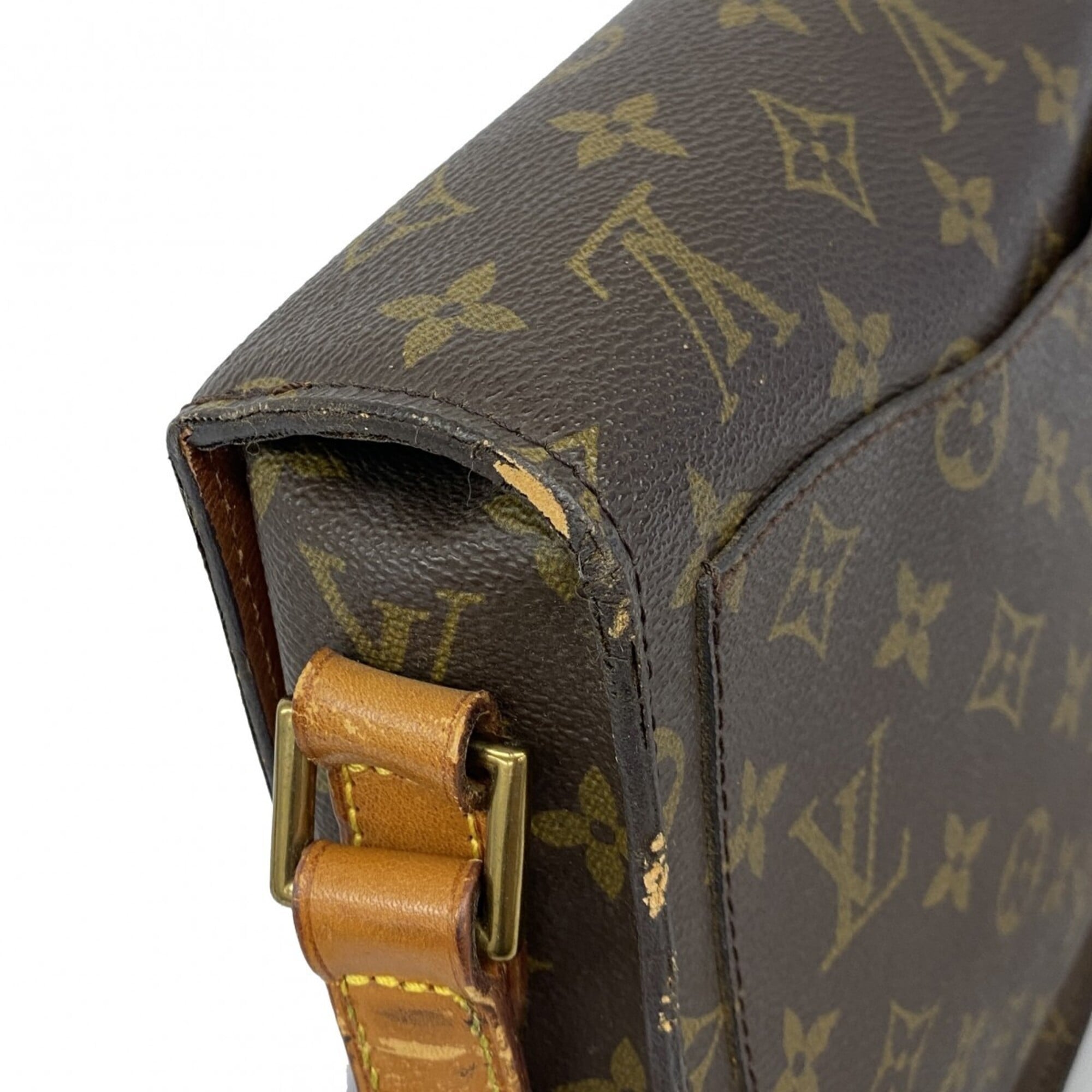 Louis Vuitton Brown Shoulder Bag (Pre-Owned)