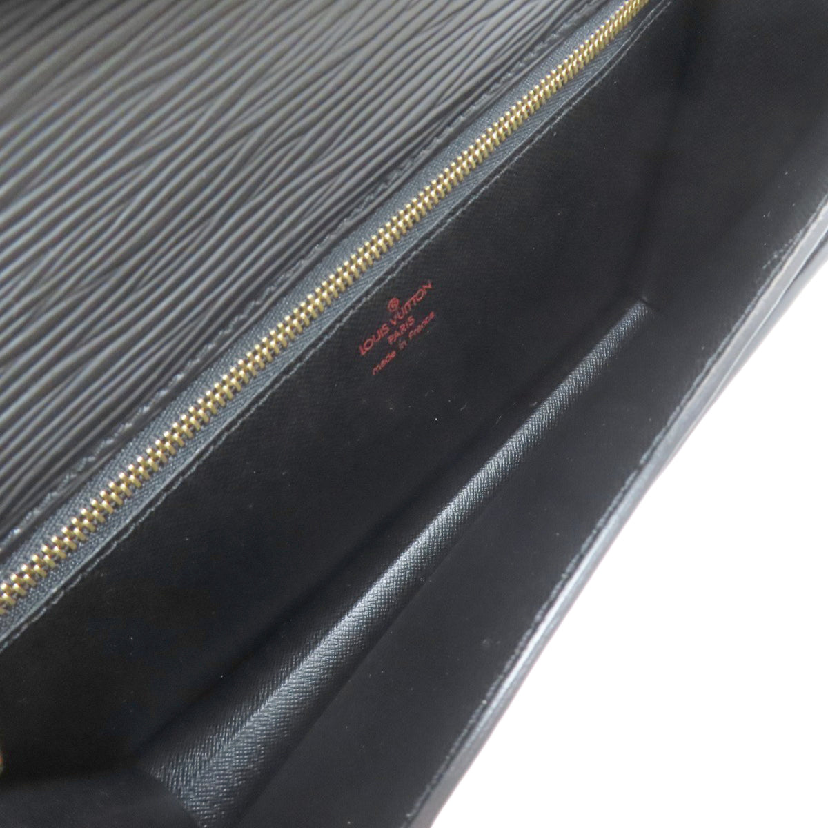 Louis Vuitton Noir Epi Leather Clutch Bag Pochette (Pre-Owned)