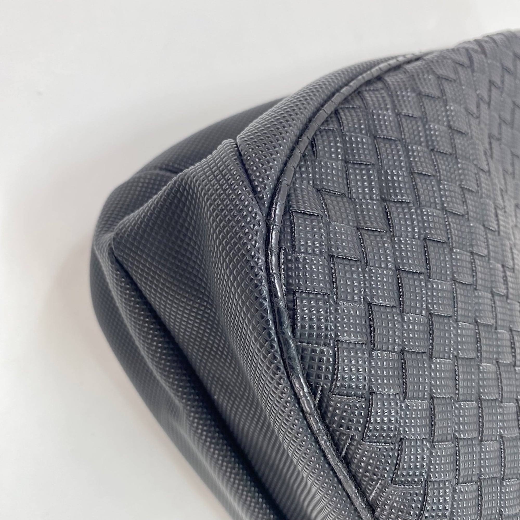 Bottega Veneta Intrecciato Black Intrecciato Handbag (Pre-Owned)