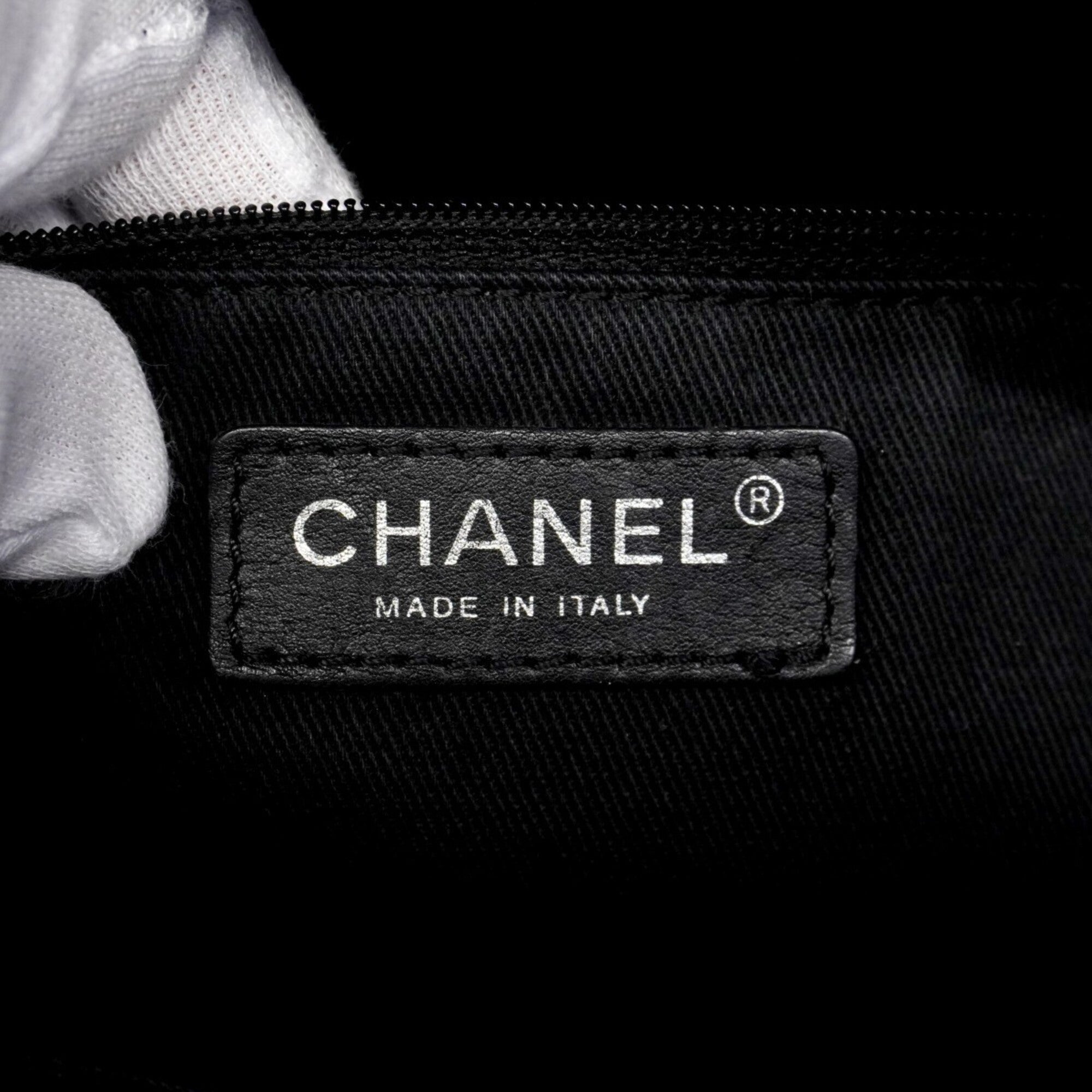 Chanel Black Grained Calfskin Tote Bag (Pre-Owned)