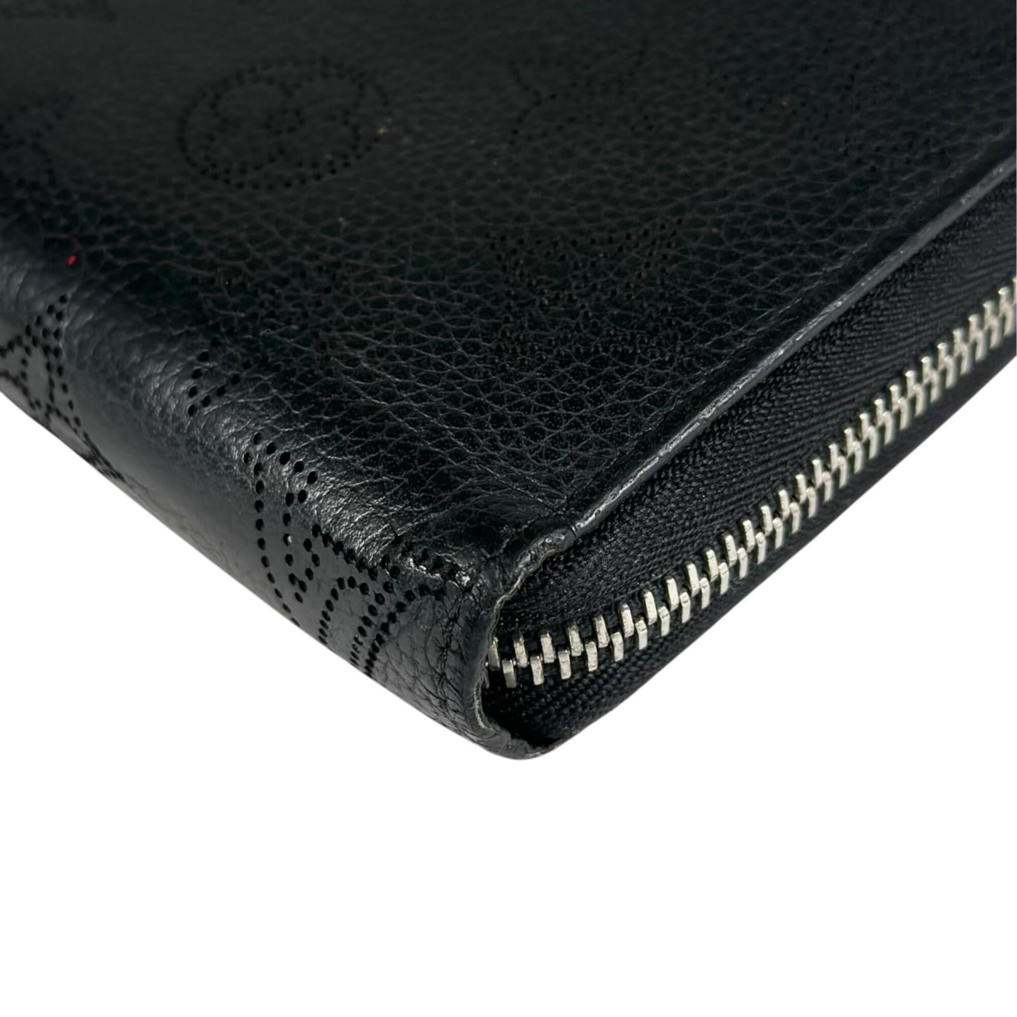Louis Vuitton Mahina Black Monogram Long Wallet (Bi-Fold) (Pre-Owned)