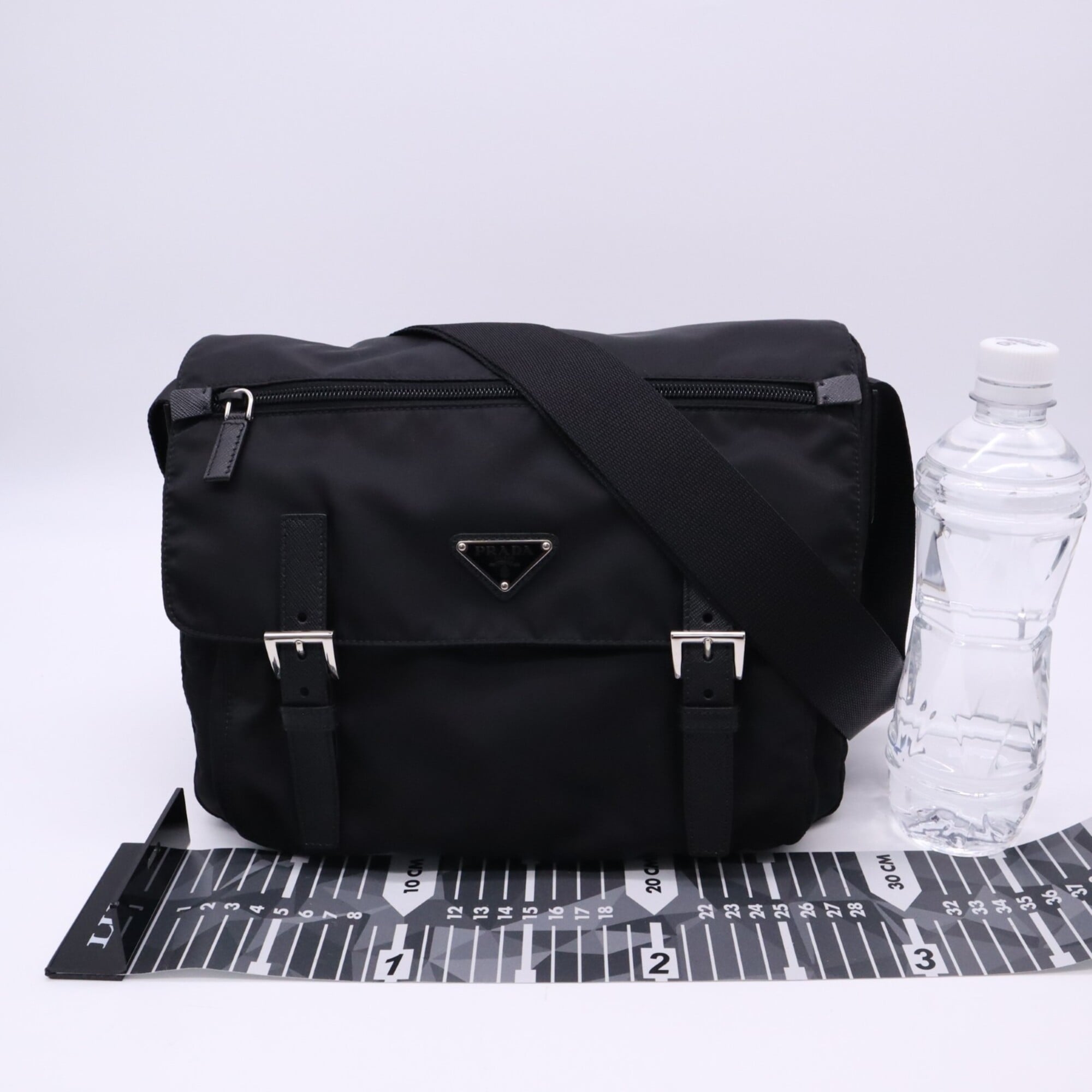 Prada Saffiano Black Nylon Saffiano Shoulder Bag (Pre-Owned)