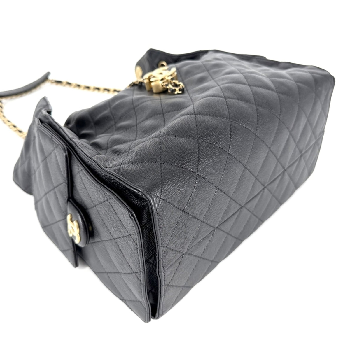 Chanel Matelasse Black Grained Calfskin Handbag Pouch Shoulder Bag (Pre-Owned)