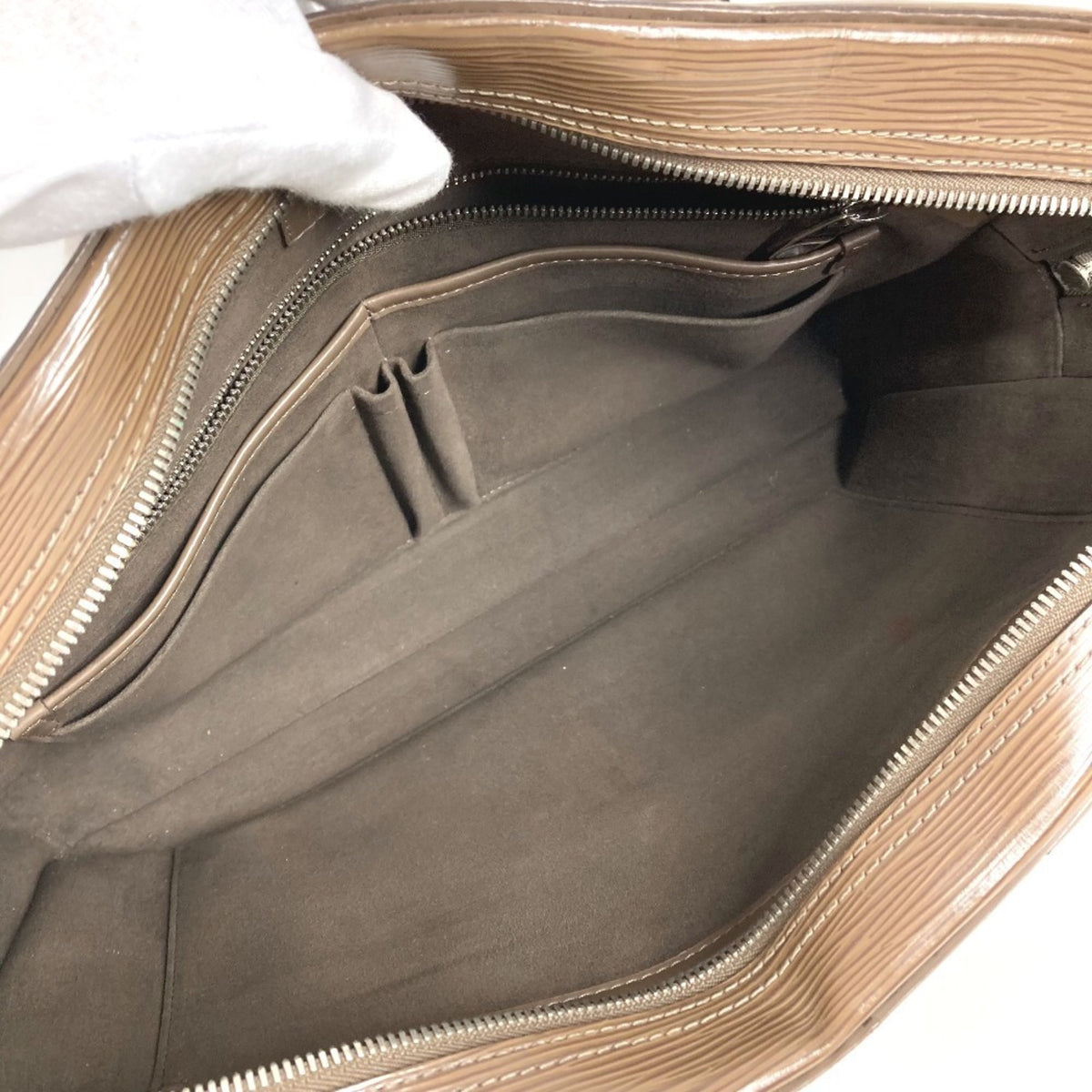 Louis Vuitton Epi Beige Brown Epi Leather Briefcase (Pre-Owned)