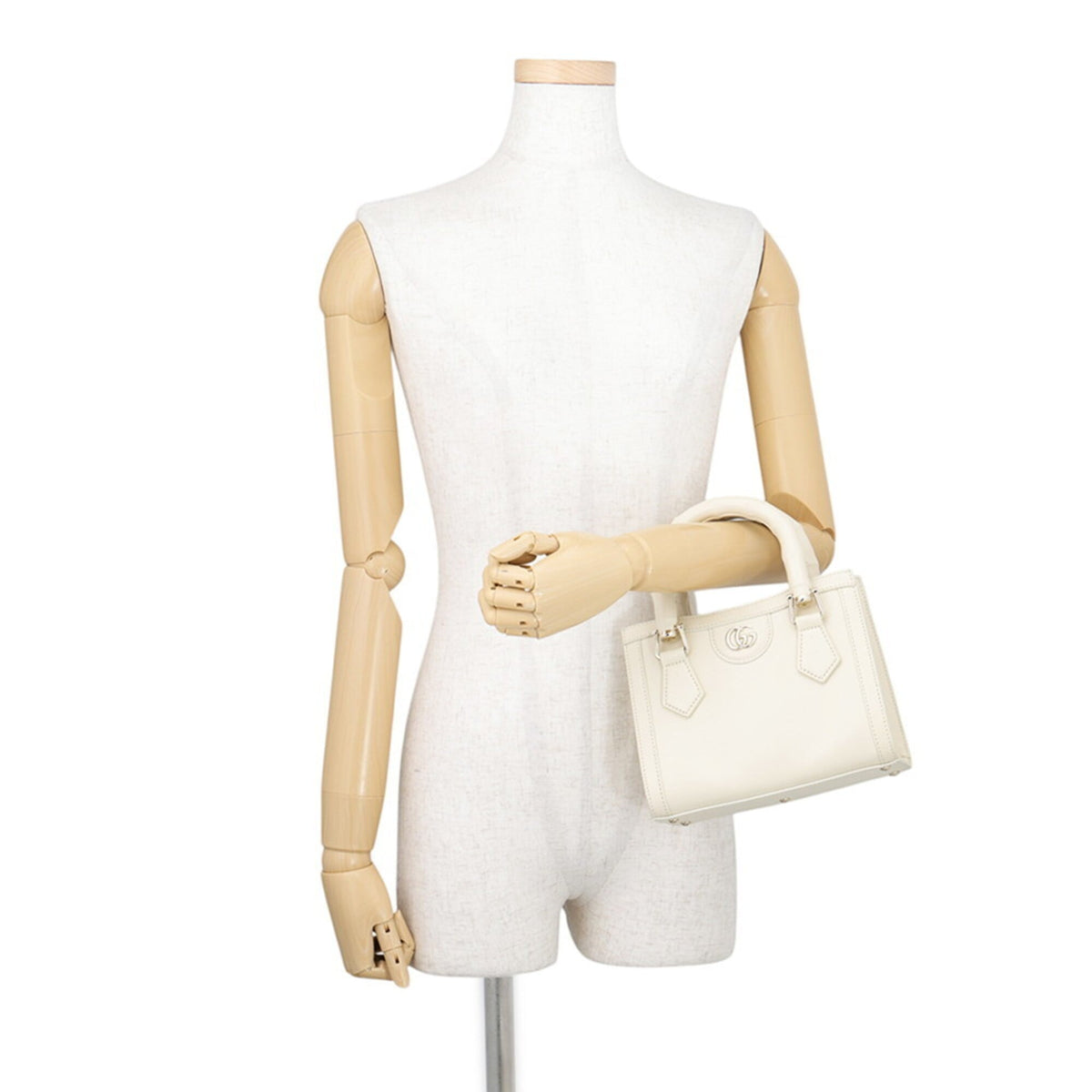 Gucci Ivory Leather Handbag Shoulder Bag (Pre-Owned)