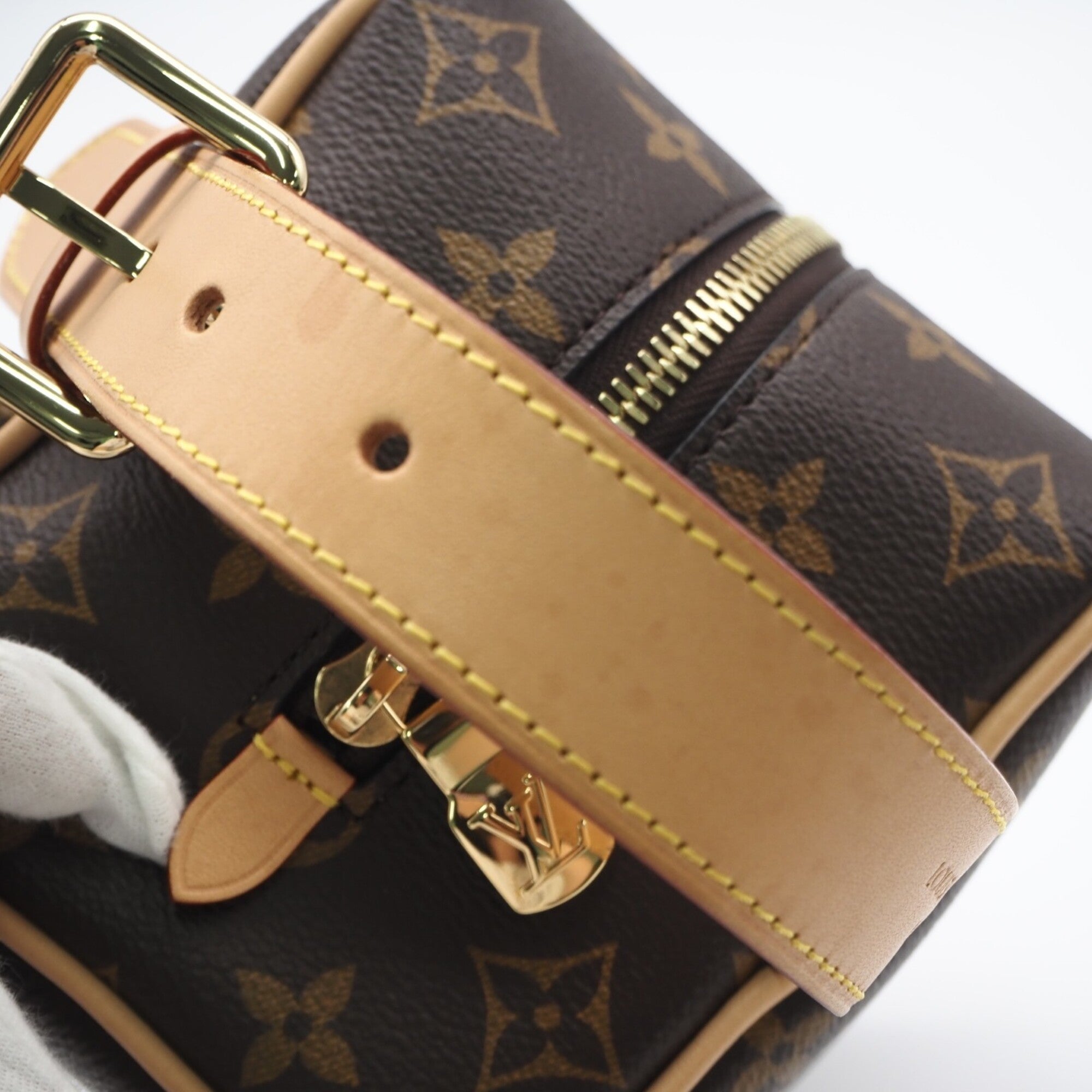 Louis Vuitton Monogram Beige Brown Coated Canvas Leather Clutch Bag (Pre-Owned)