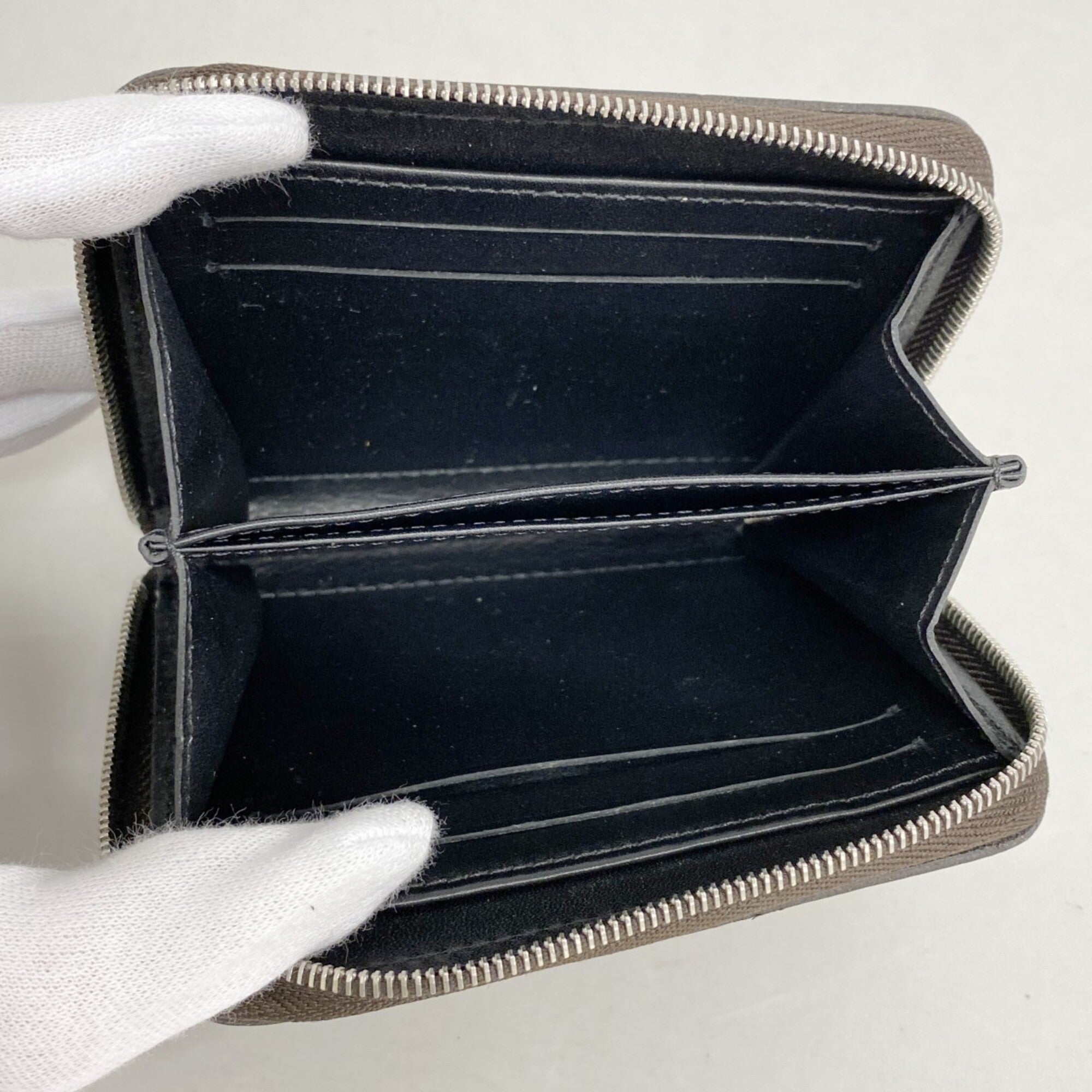 Louis Vuitton Brown Coin Purse/Coin Case (Pre-Owned)