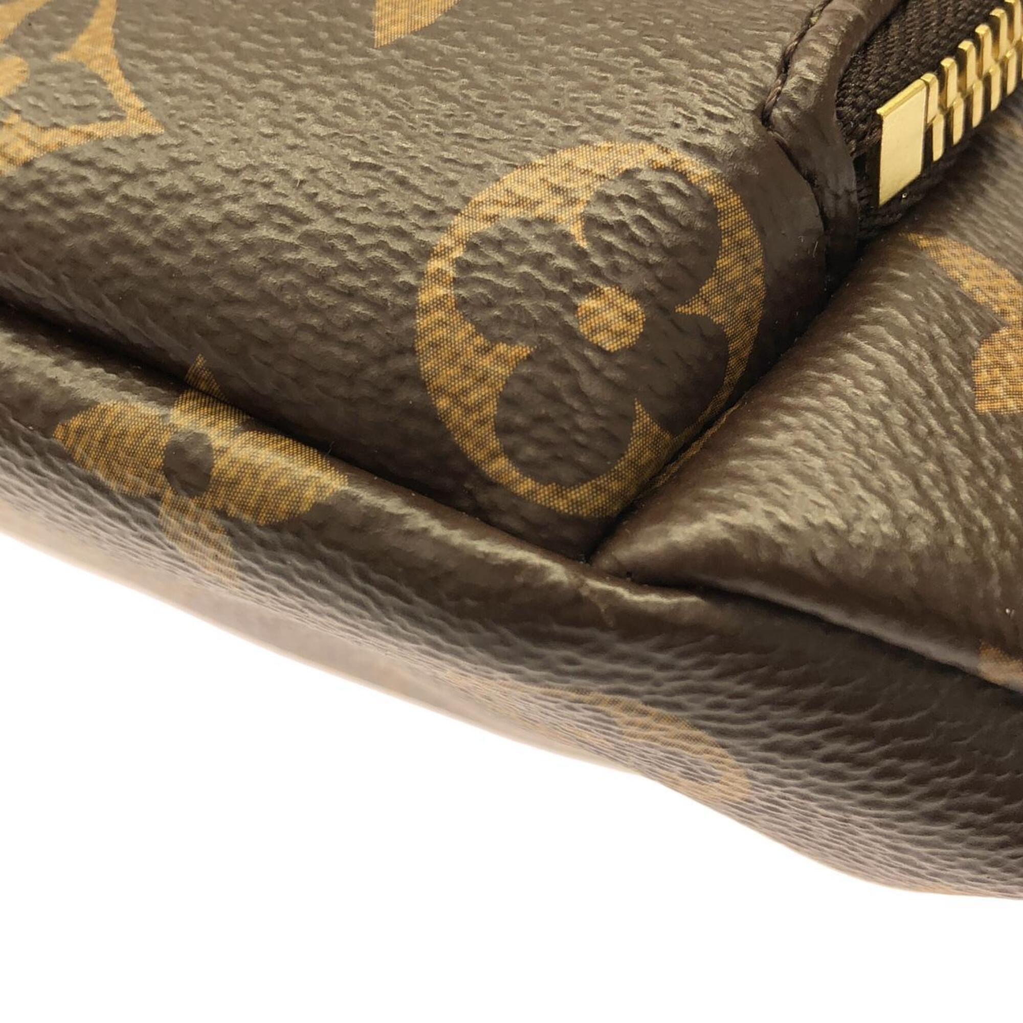 Louis Vuitton Brown Coated Canvas Shoulder Bag (Pre-Owned)
