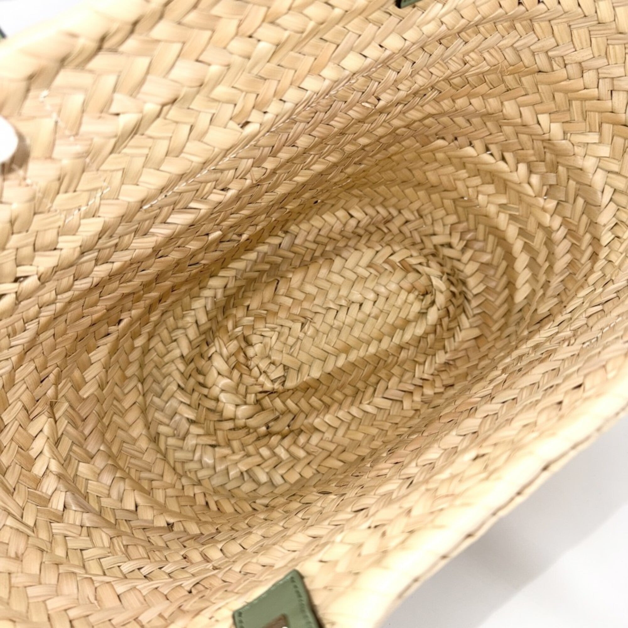 Loewe Beige Green Basket Handbag (Pre-Owned)