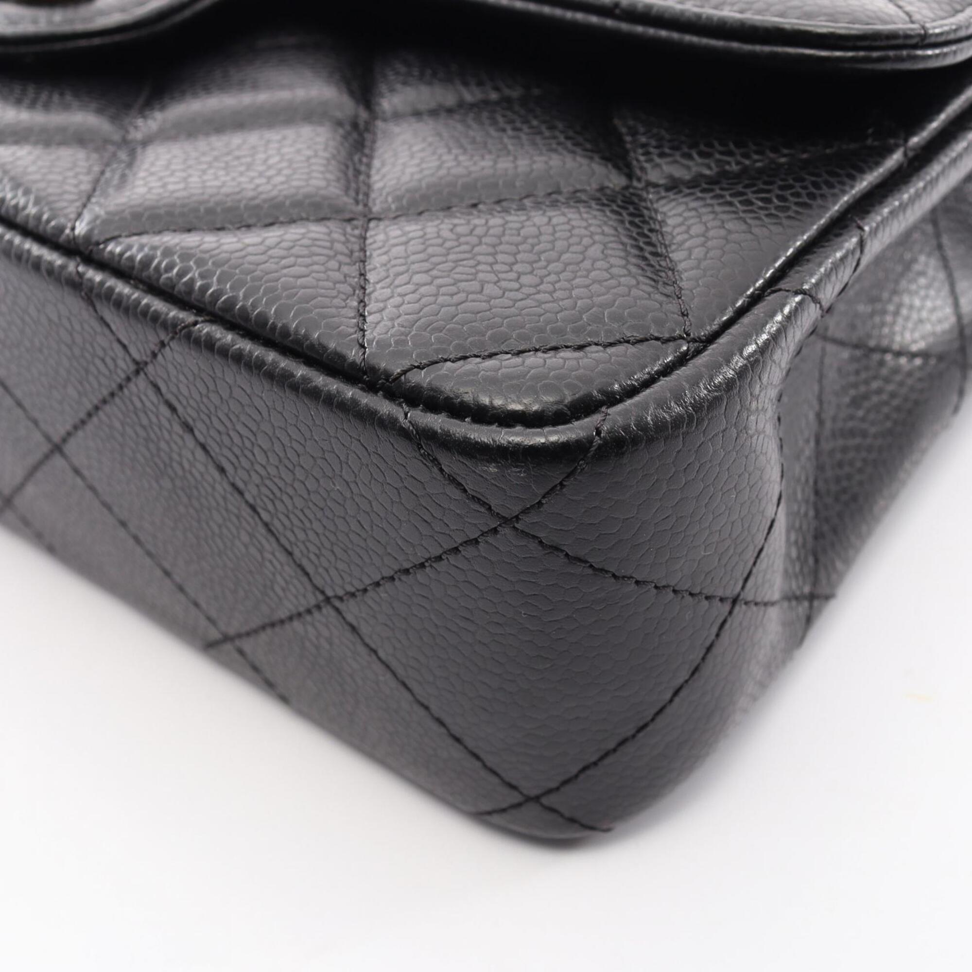 Chanel Black Grained Calfskin Handbag Shoulder Bag (Pre-Owned)
