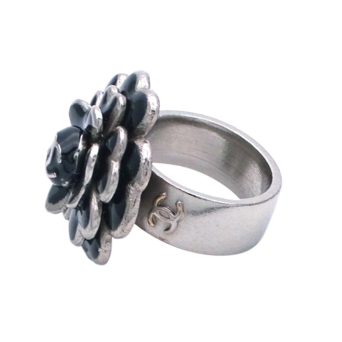 Chanel Silver Black (Pre-Owned)