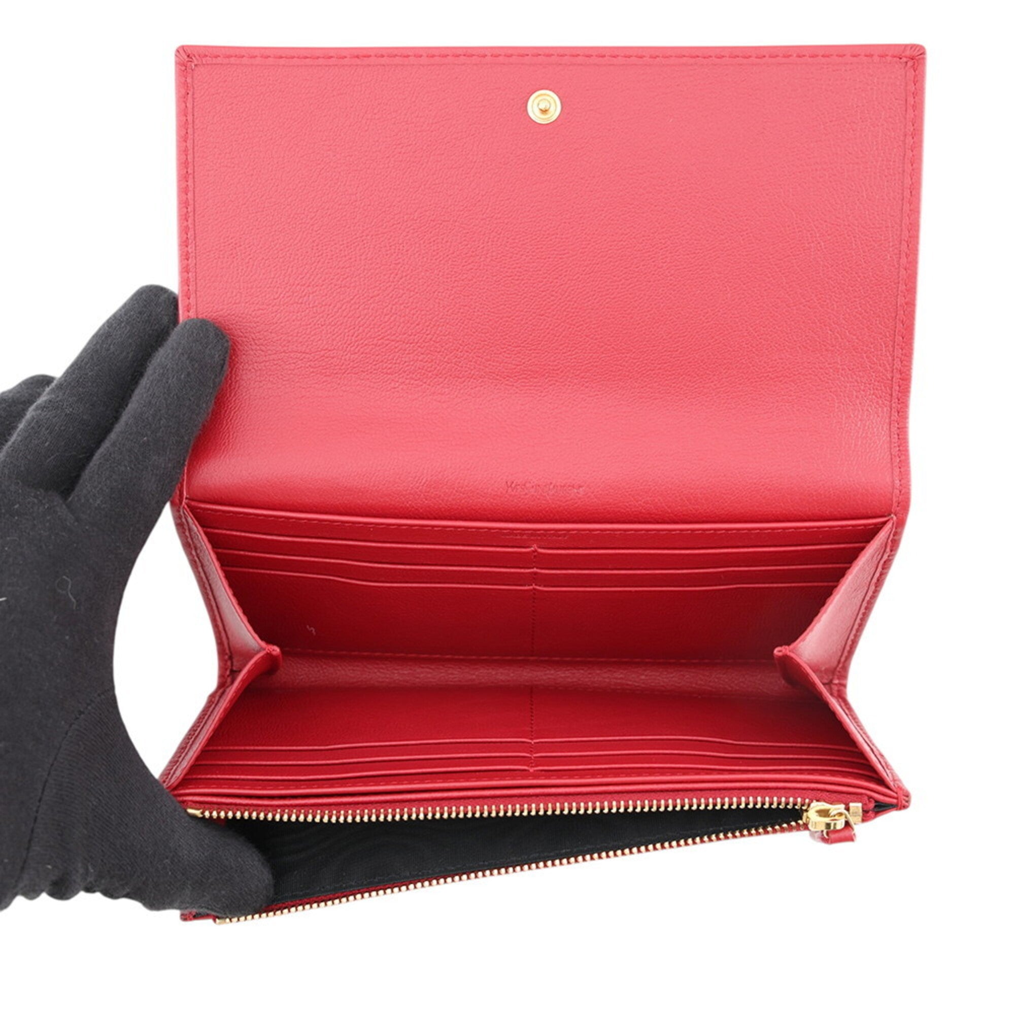Yves Saint Laurent Red Color Leather Long Wallet (Bi-Fold) (Pre-Owned)