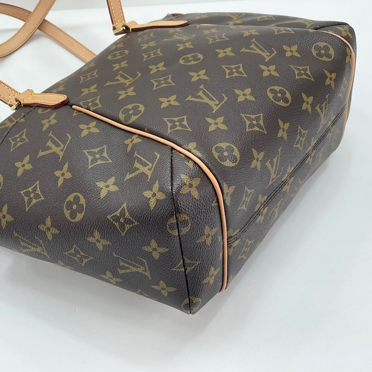 Louis Vuitton Brown Tote Bag (Pre-Owned)