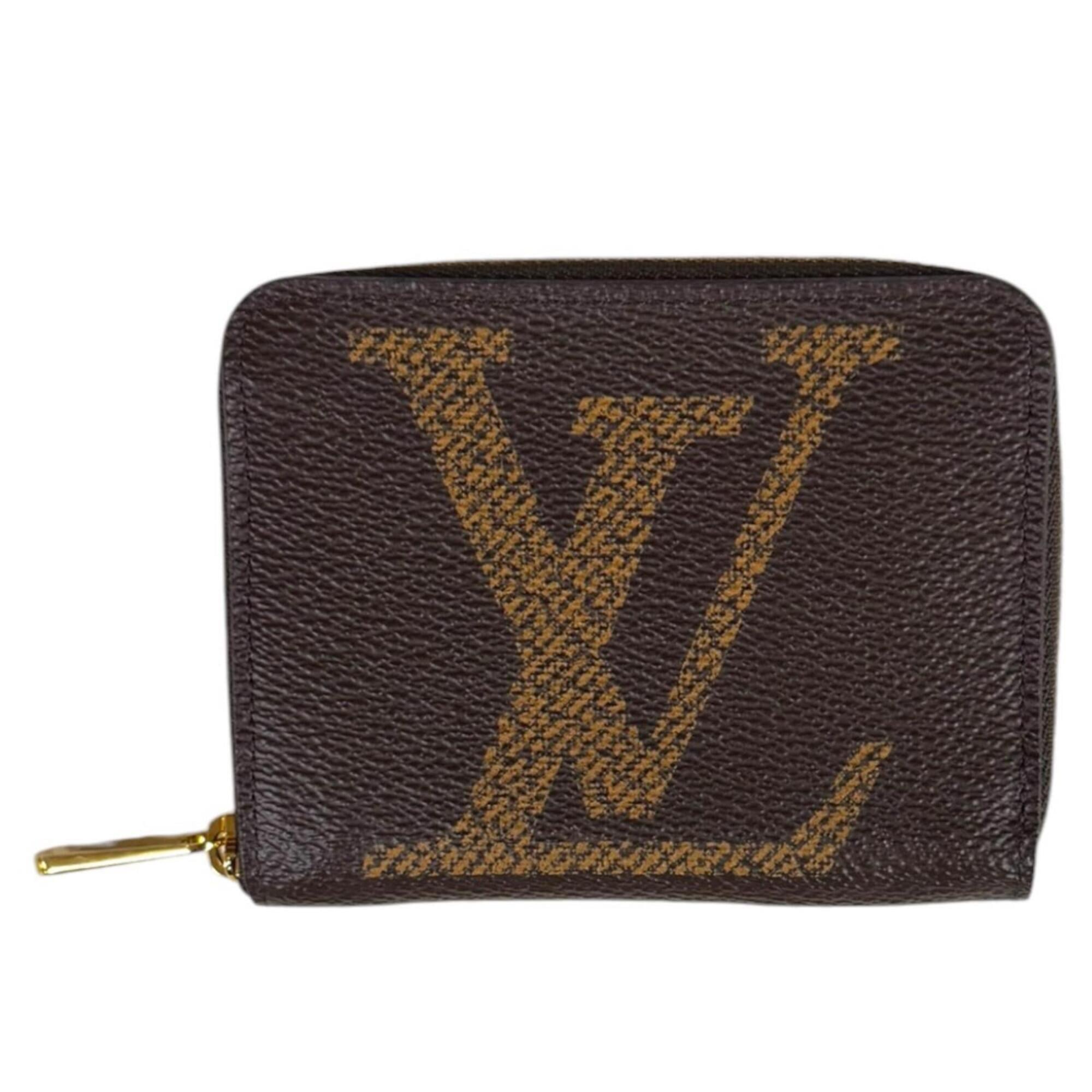 Louis Vuitton Brown Monogram Coin Purse/Coin Case (Pre-Owned)