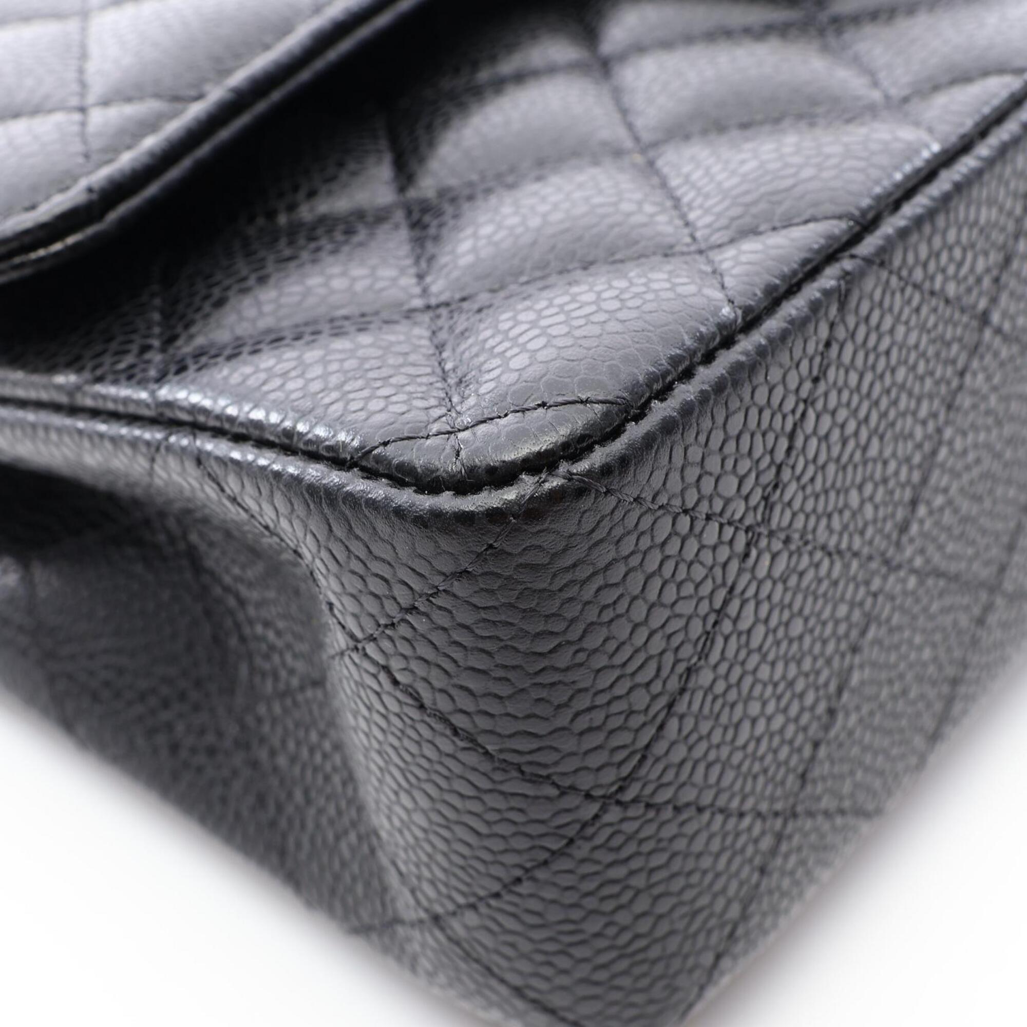 Chanel Black Grained Calfskin Handbag Shoulder Bag (Pre-Owned)