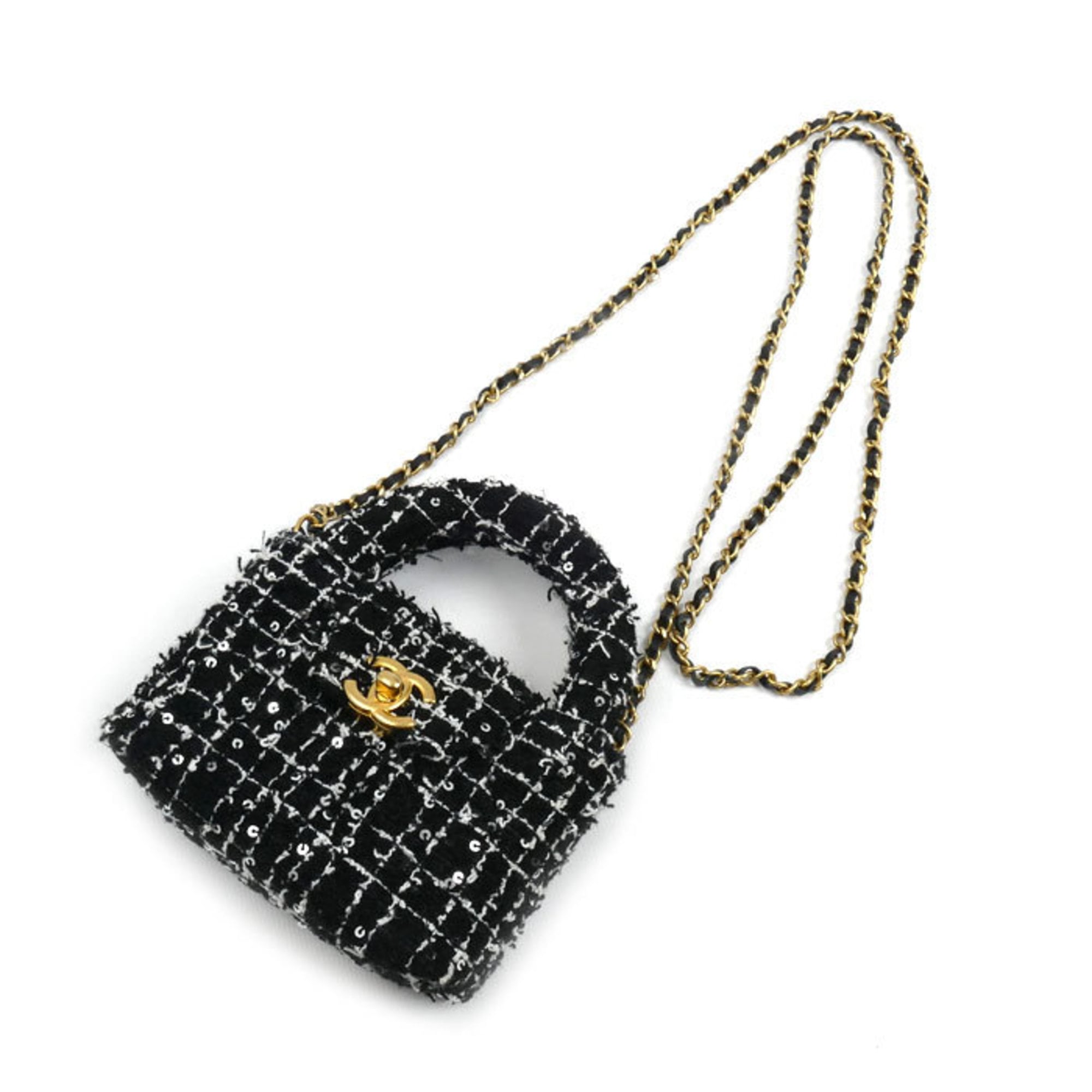Chanel Black Tweed Shoulder Bag (Pre-Owned)