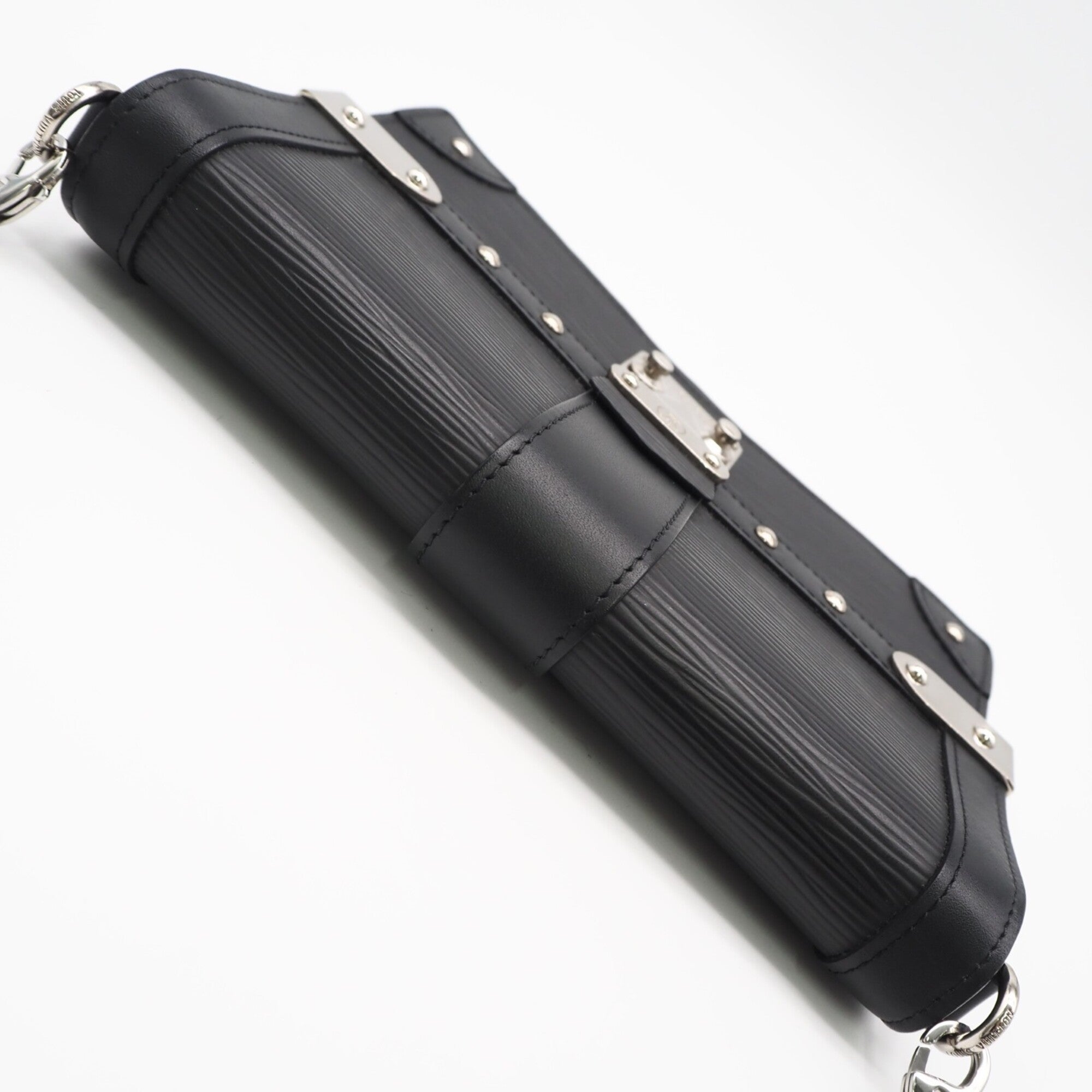 Louis Vuitton Black Shoulder Bag (Pre-Owned)