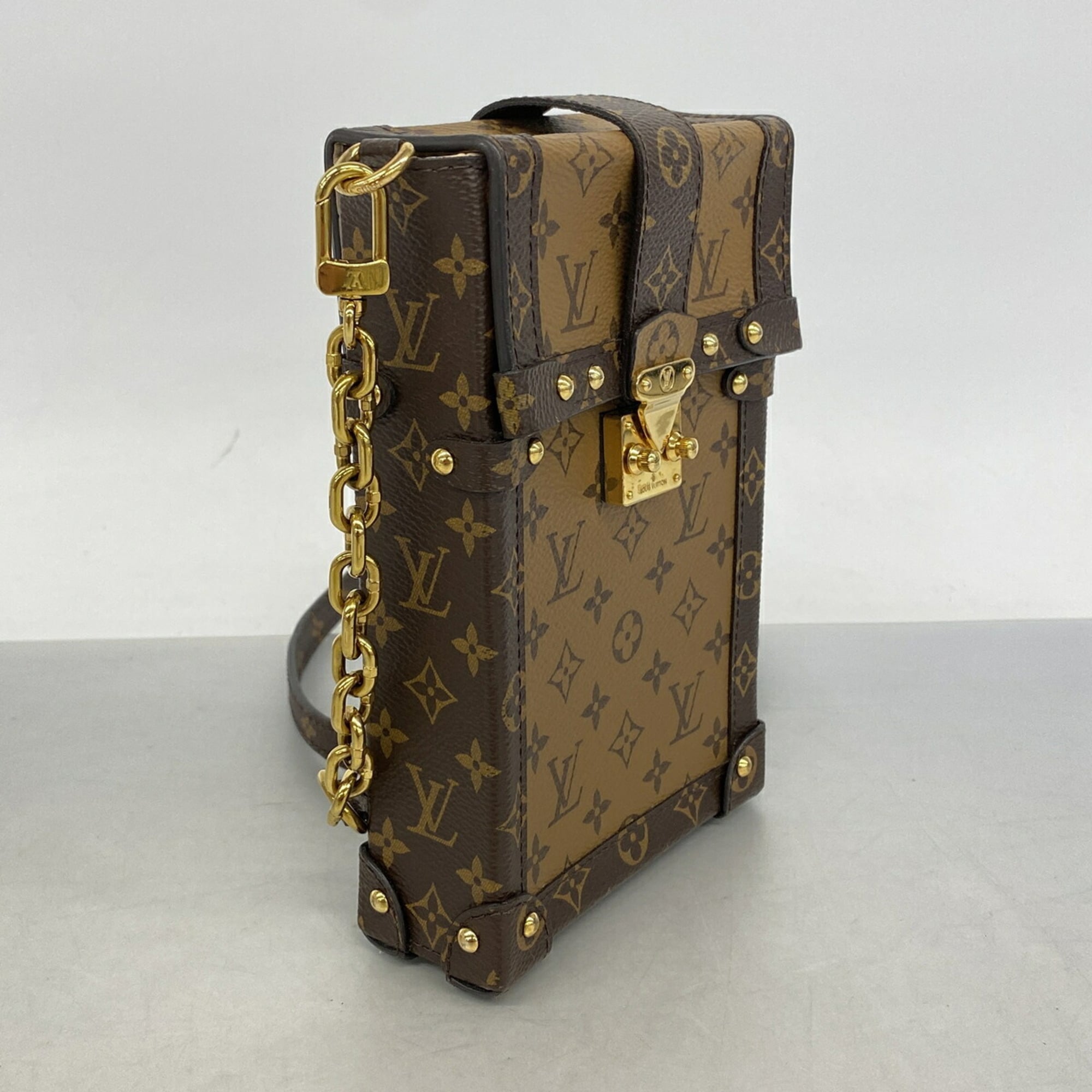 Louis Vuitton Brown Shoulder Bag (Pre-Owned)