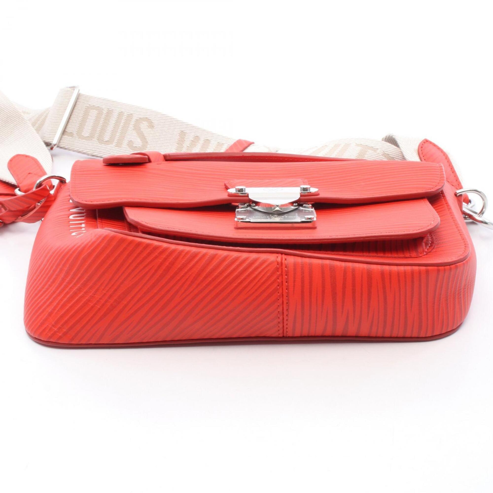 Louis Vuitton Red Color Leather Handbag (Pre-Owned)
