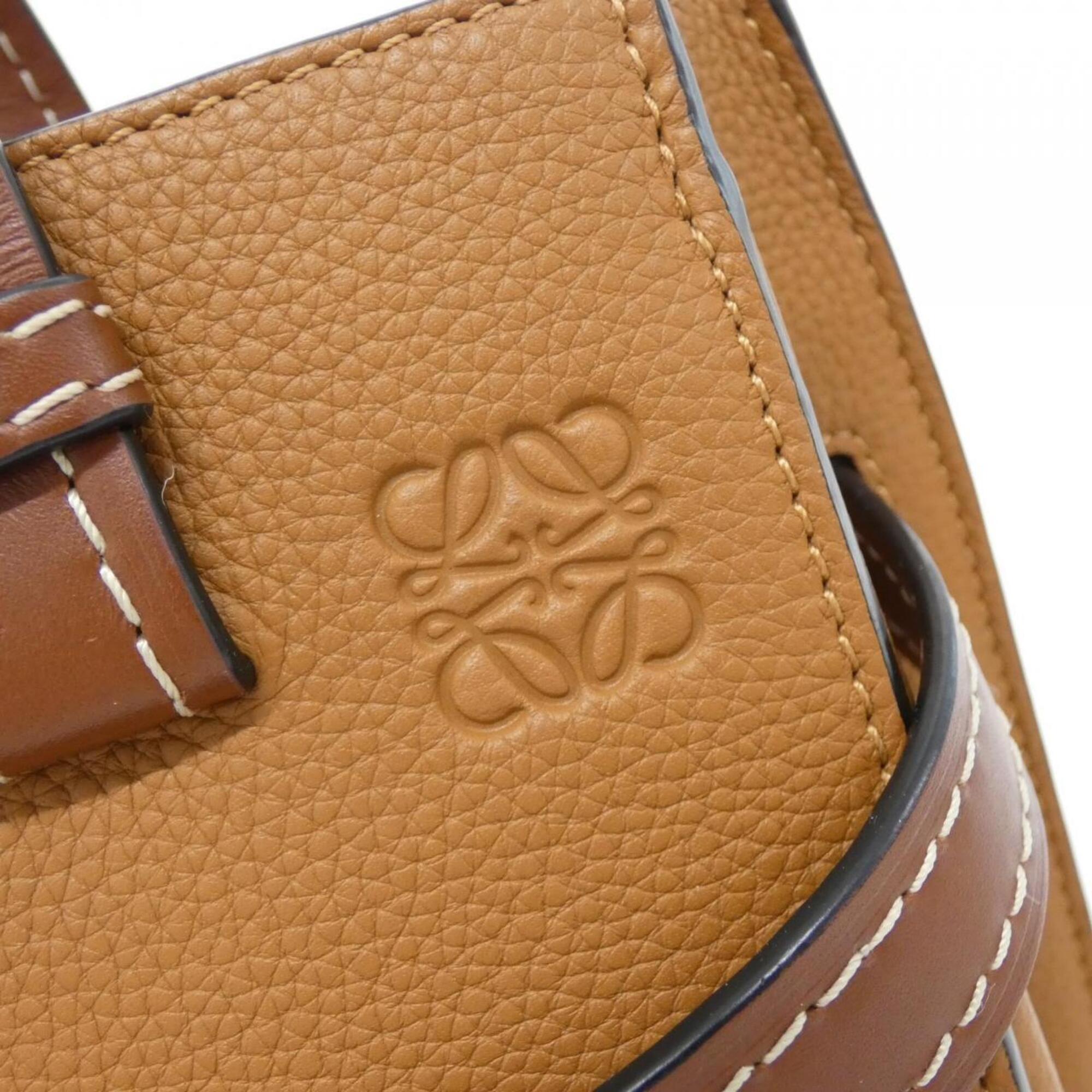 Loewe Brown Leather Handbag (Pre-Owned)