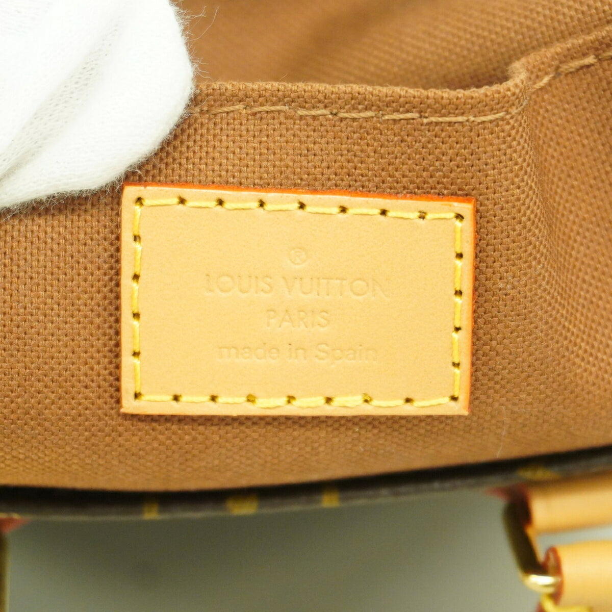 Louis Vuitton Brown Handbag (Pre-Owned)
