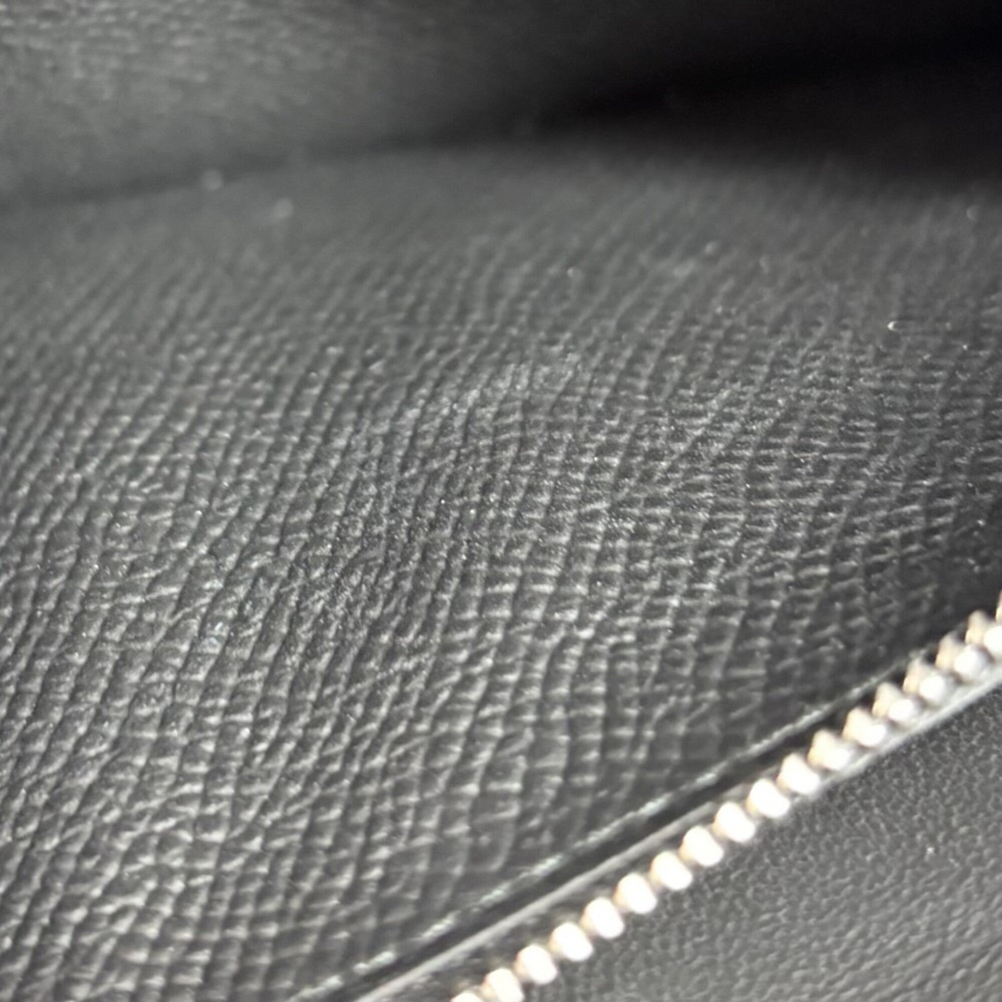 Hermes Black Epsom Leather Chain/Shoulder Wallet (Pre-Owned)