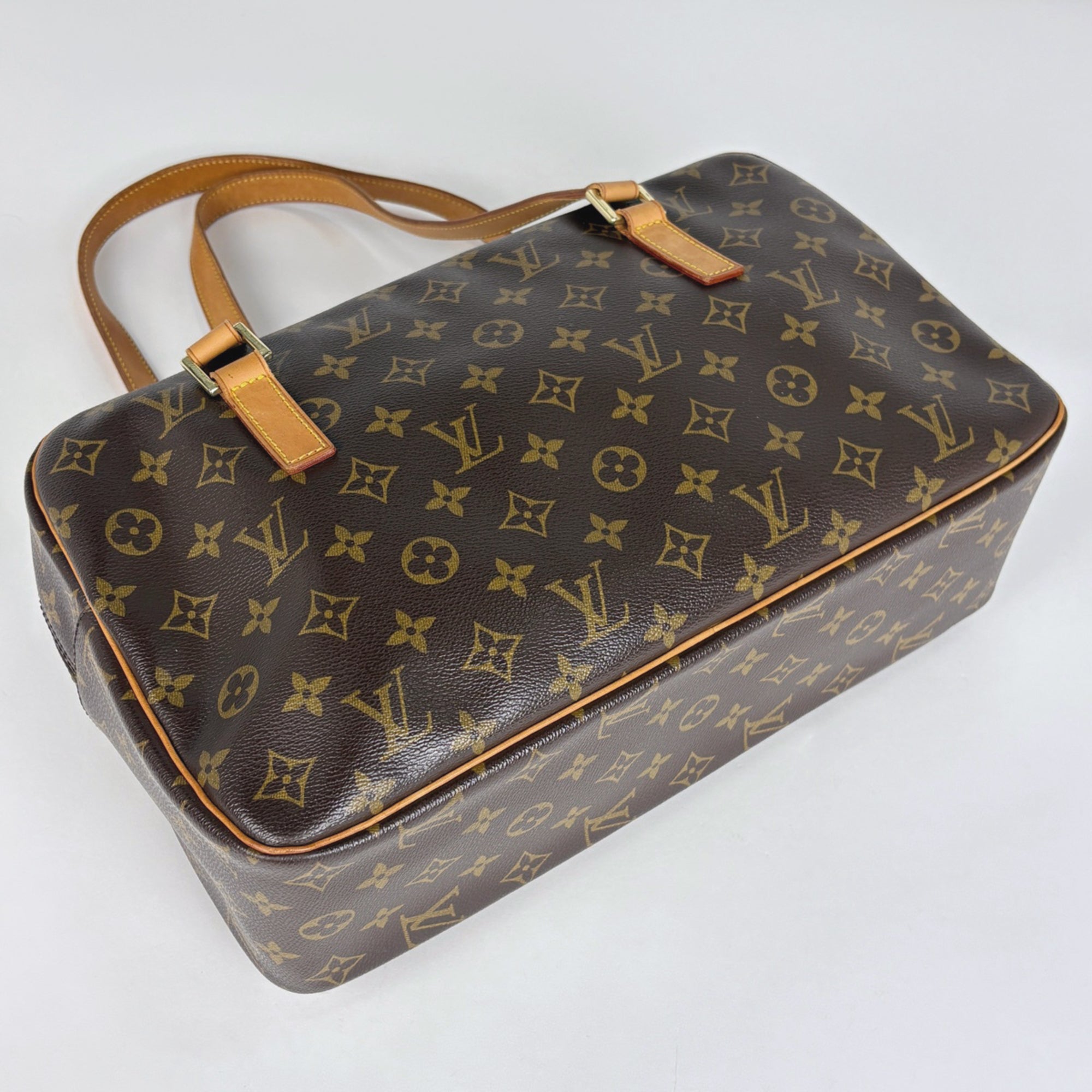 Louis Vuitton Brown Monogram Shoulder Bag (Pre-Owned)