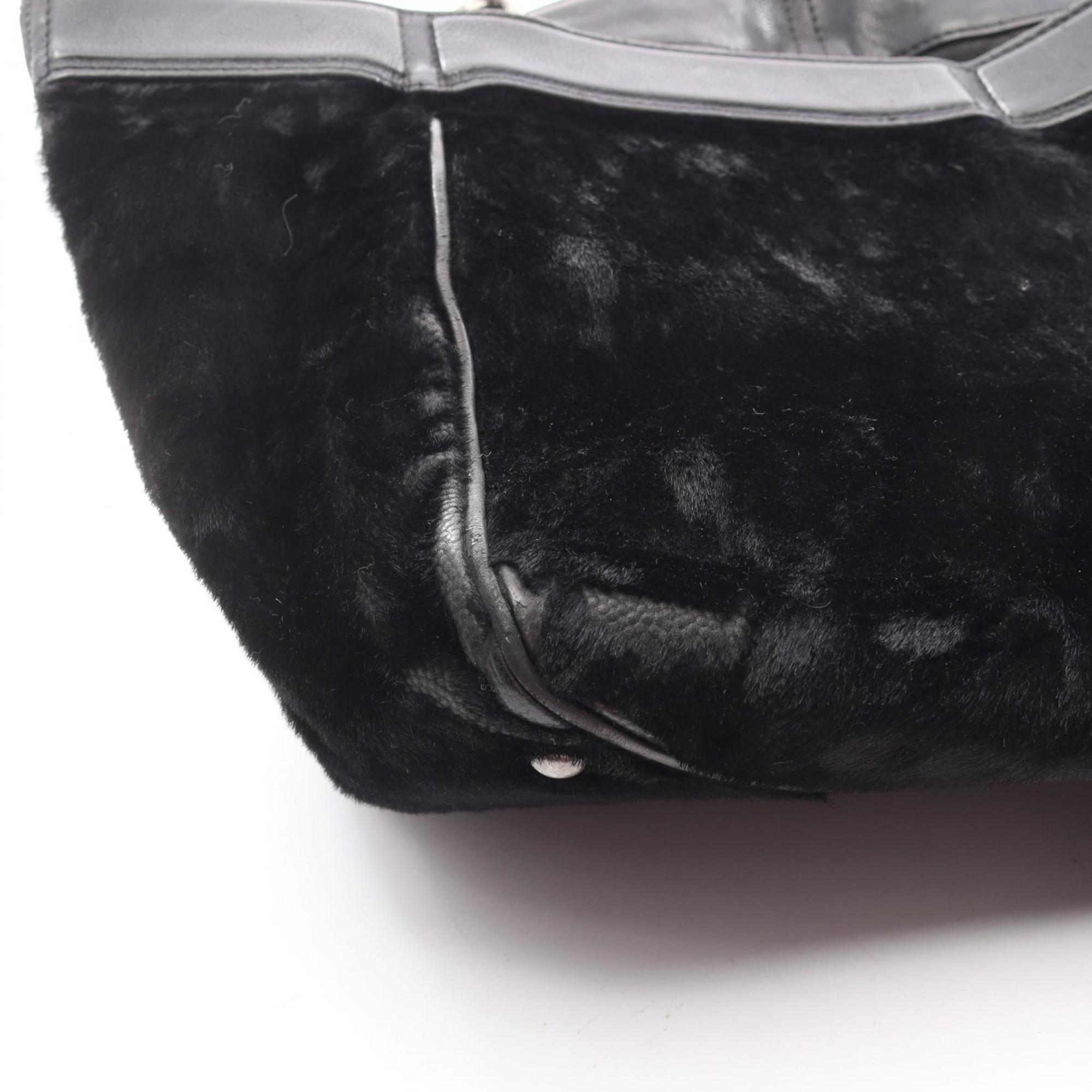 Chanel Black Leather Tote Bag (Pre-Owned)