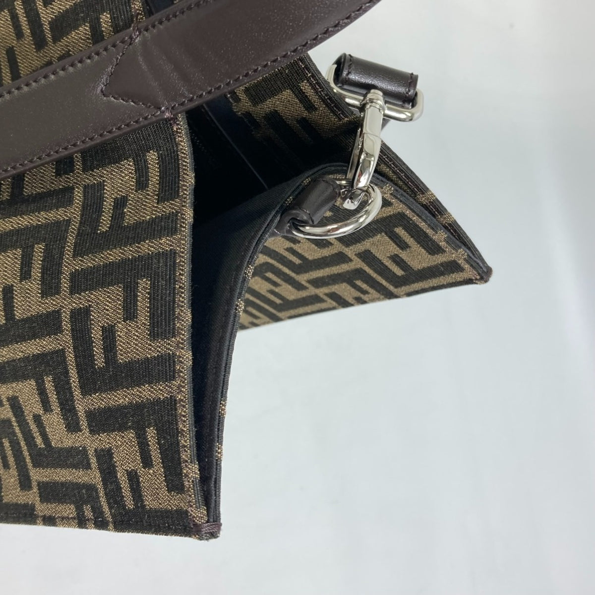 Fendi Brown Other Tote Bag (Pre-Owned)