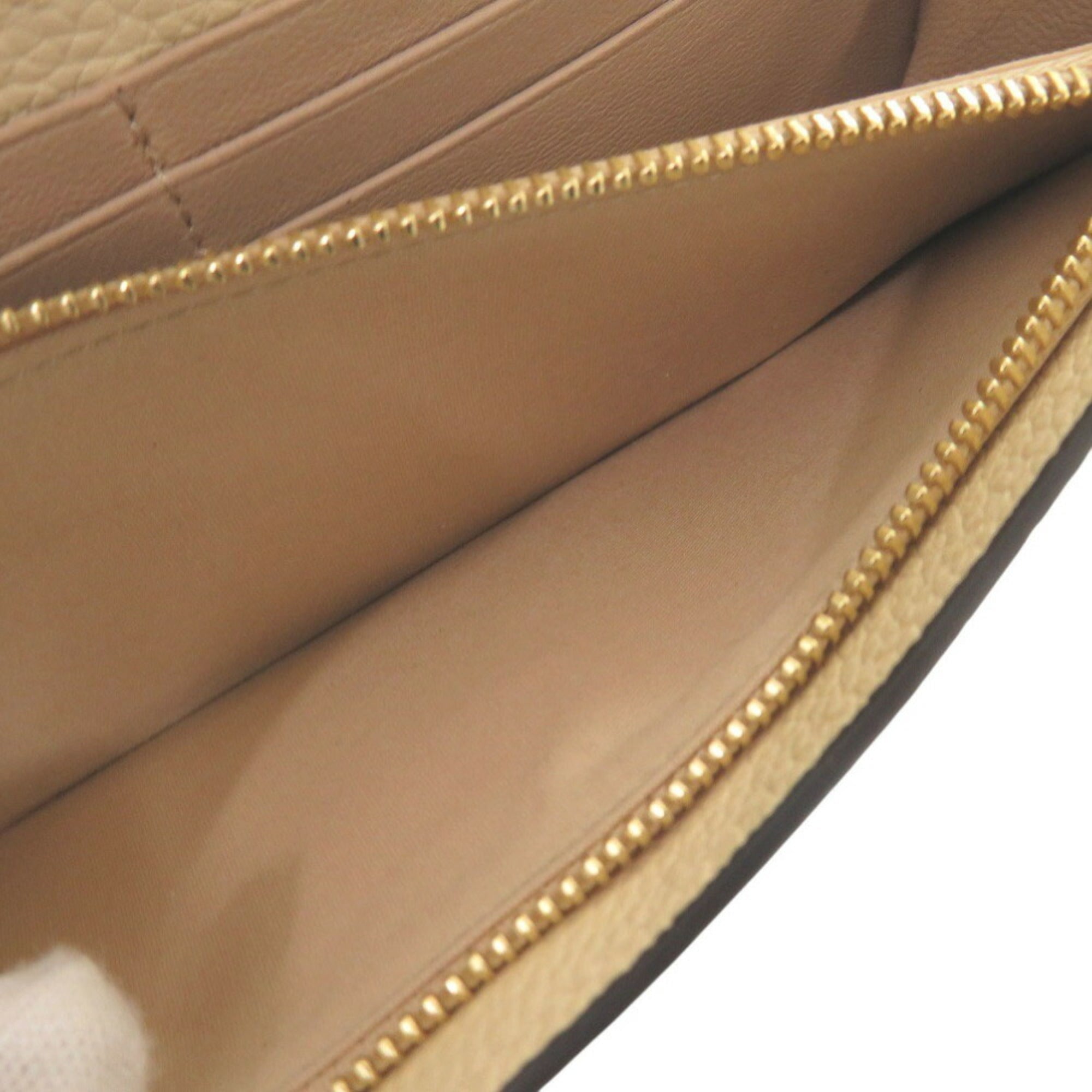 Chloé Beige Leather Long Wallet (Bi-Fold) (Pre-Owned)