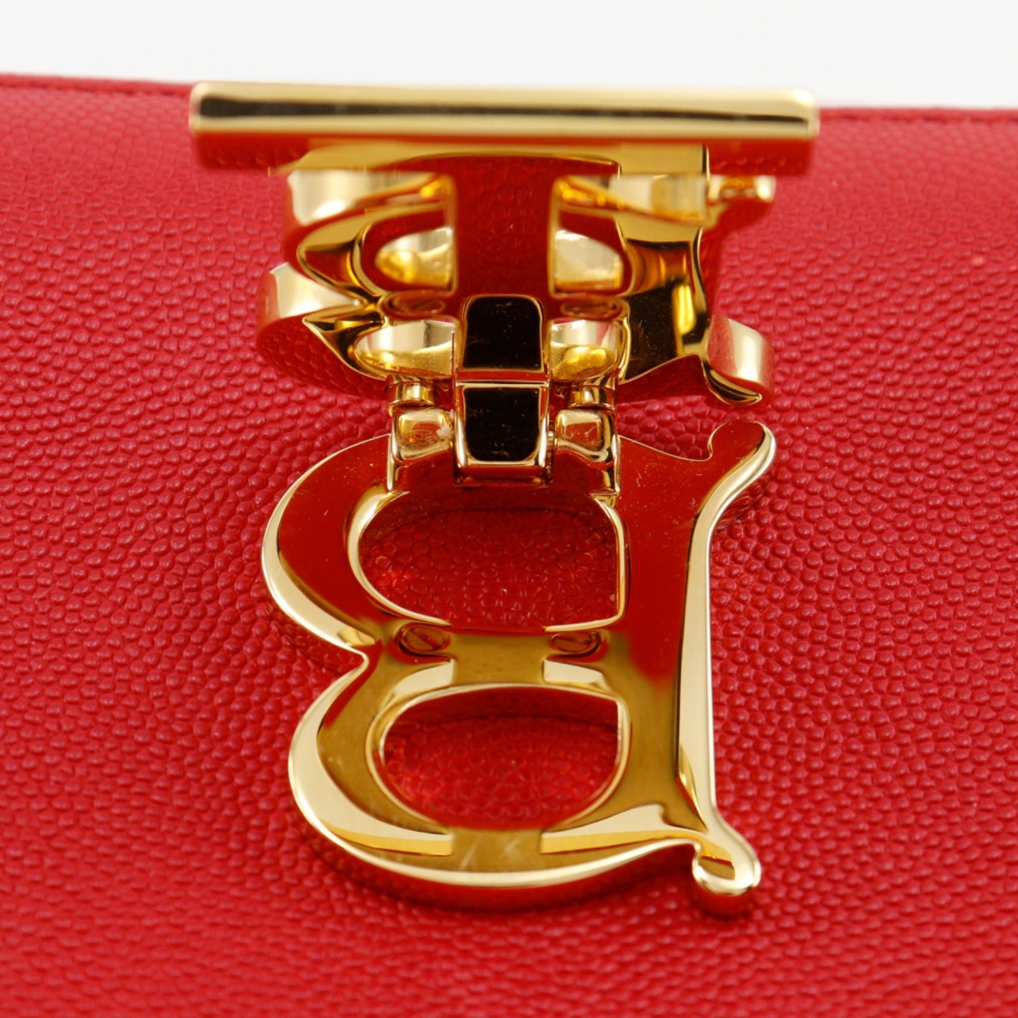 Burberry Red Color Leather Shoulder Bag (Pre-Owned)