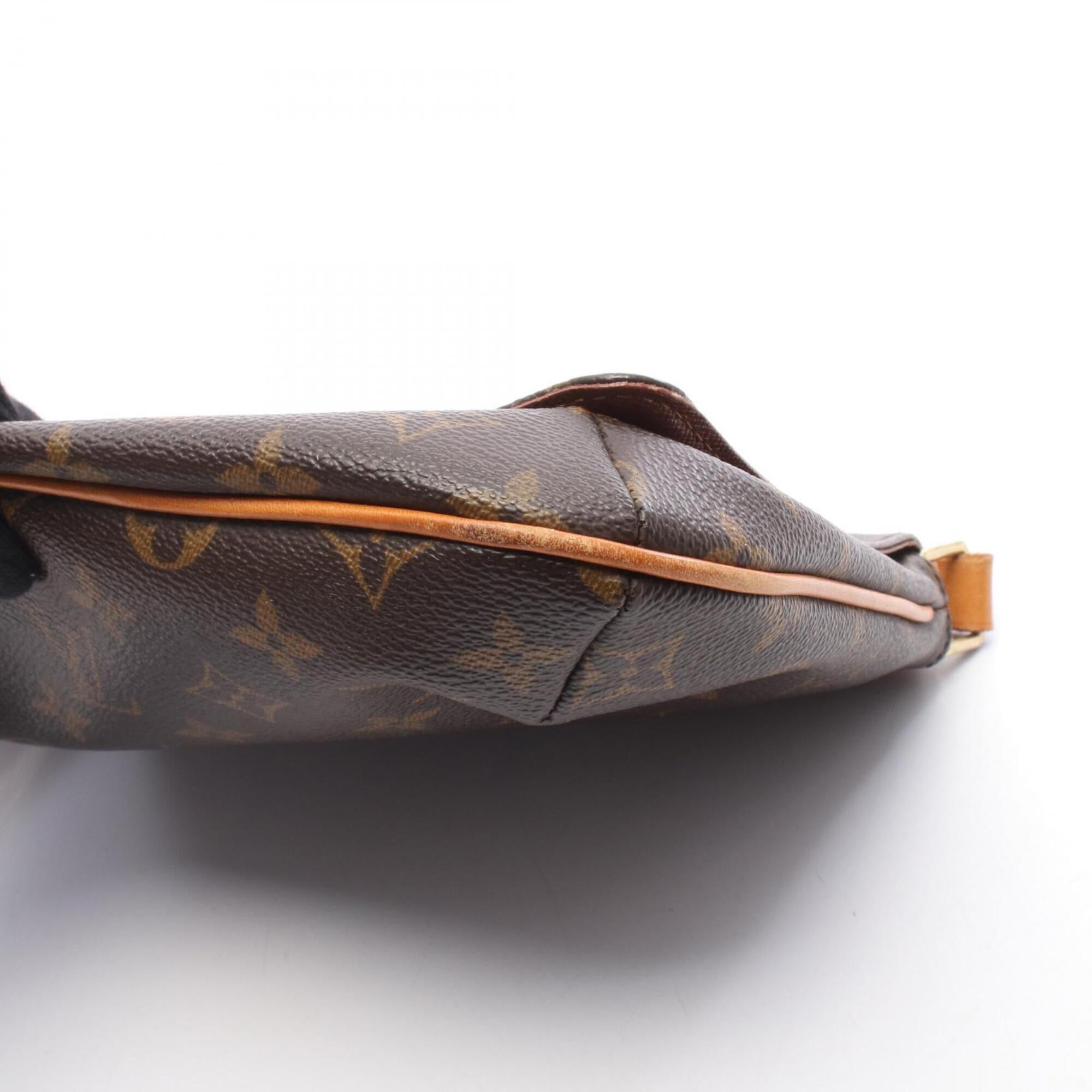 Louis Vuitton Brown Coated Canvas Leather Handbag Shoulder Bag (Pre-Owned)