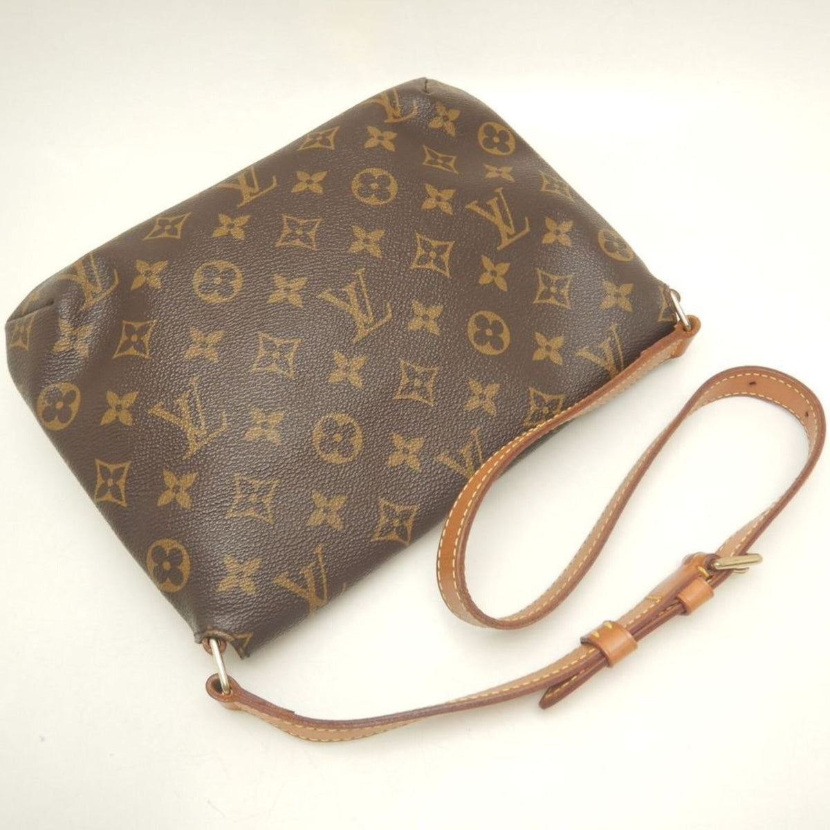 Louis Vuitton Monogram Brown Monogram Shoulder Bag (Pre-Owned)
