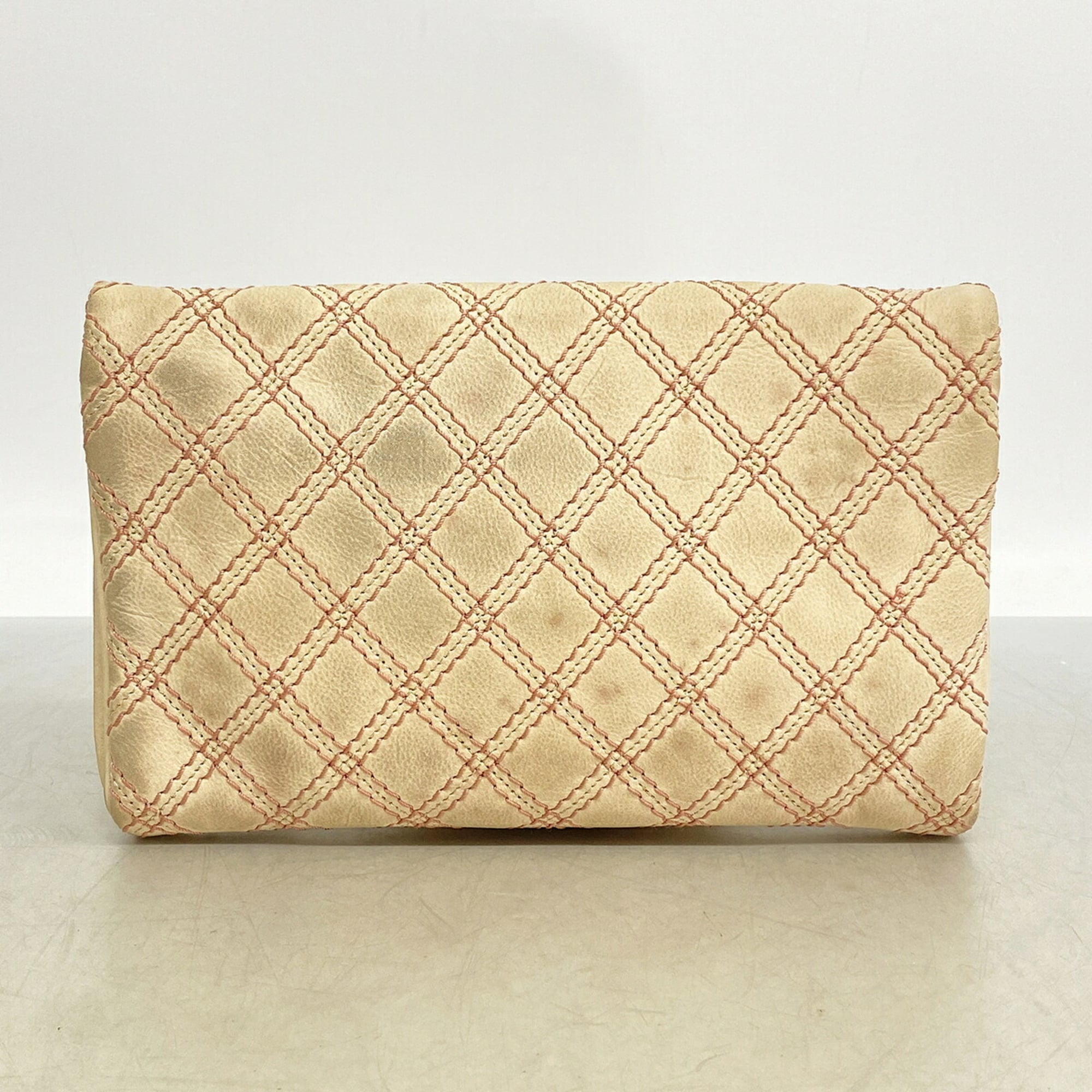 Chanel Pink Leather Shoulder Bag (Pre-Owned)