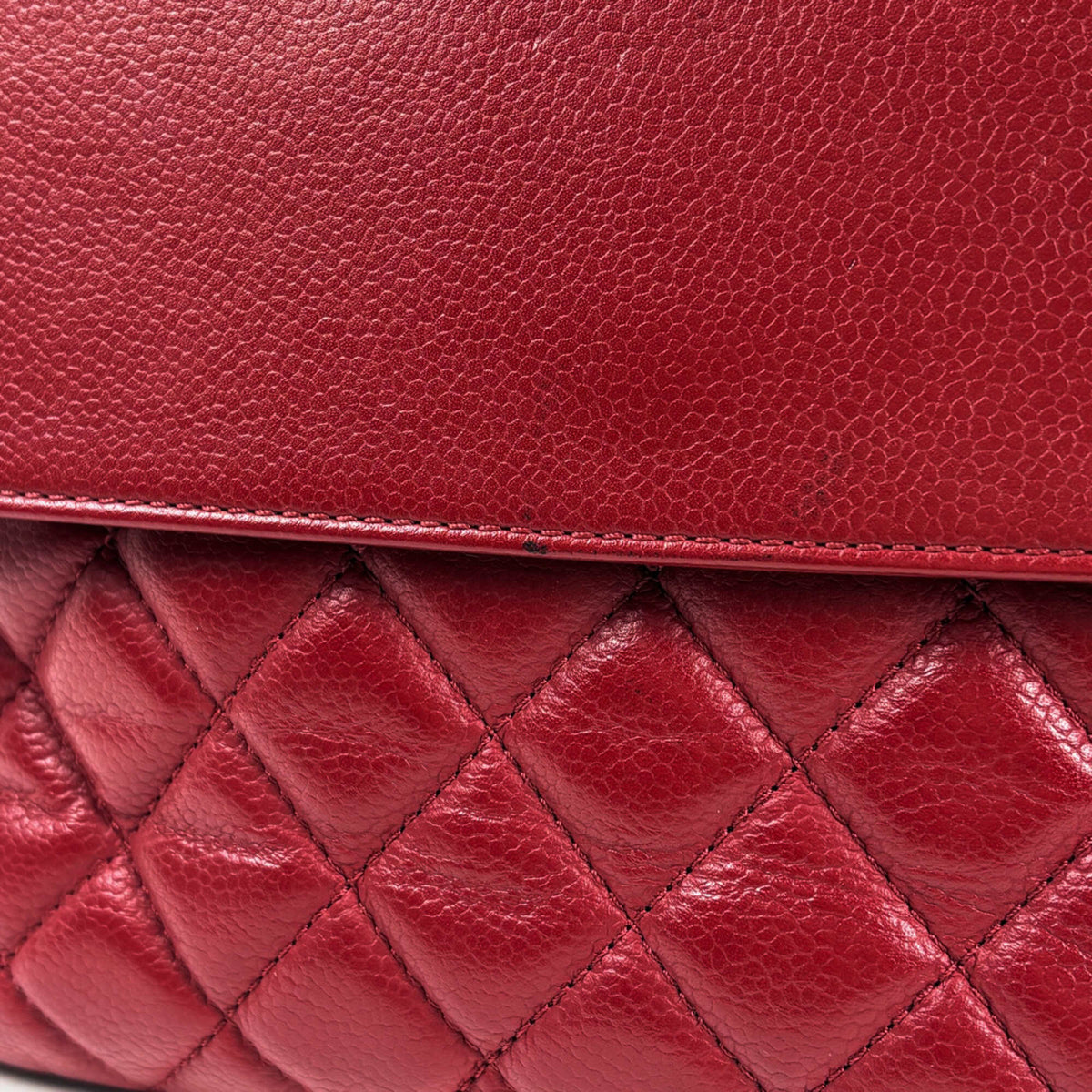 Chanel Red Color Grained Calfskin Shoulder Bag (Pre-Owned)