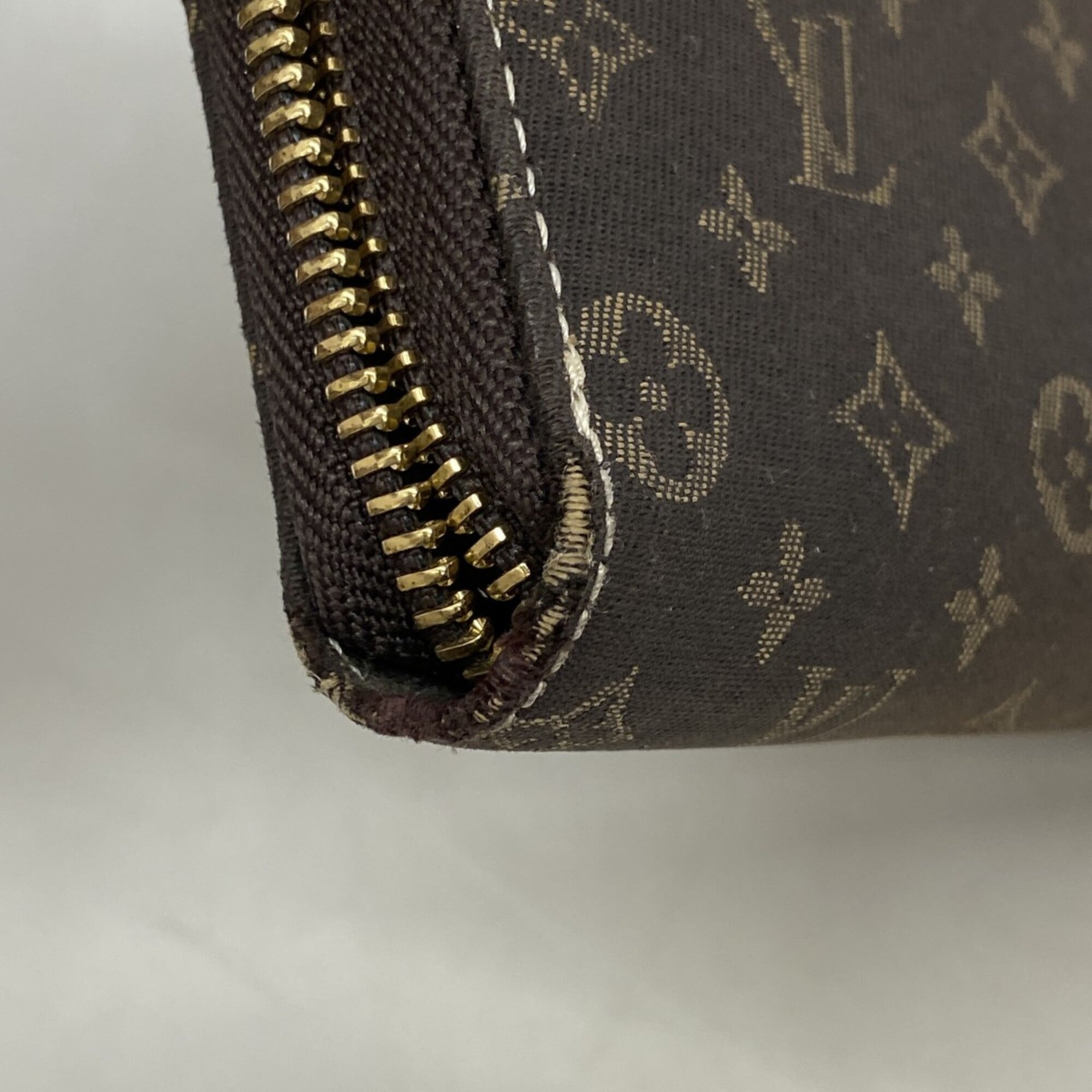 Louis Vuitton Ebene Long Wallet (Bi-Fold) (Pre-Owned)