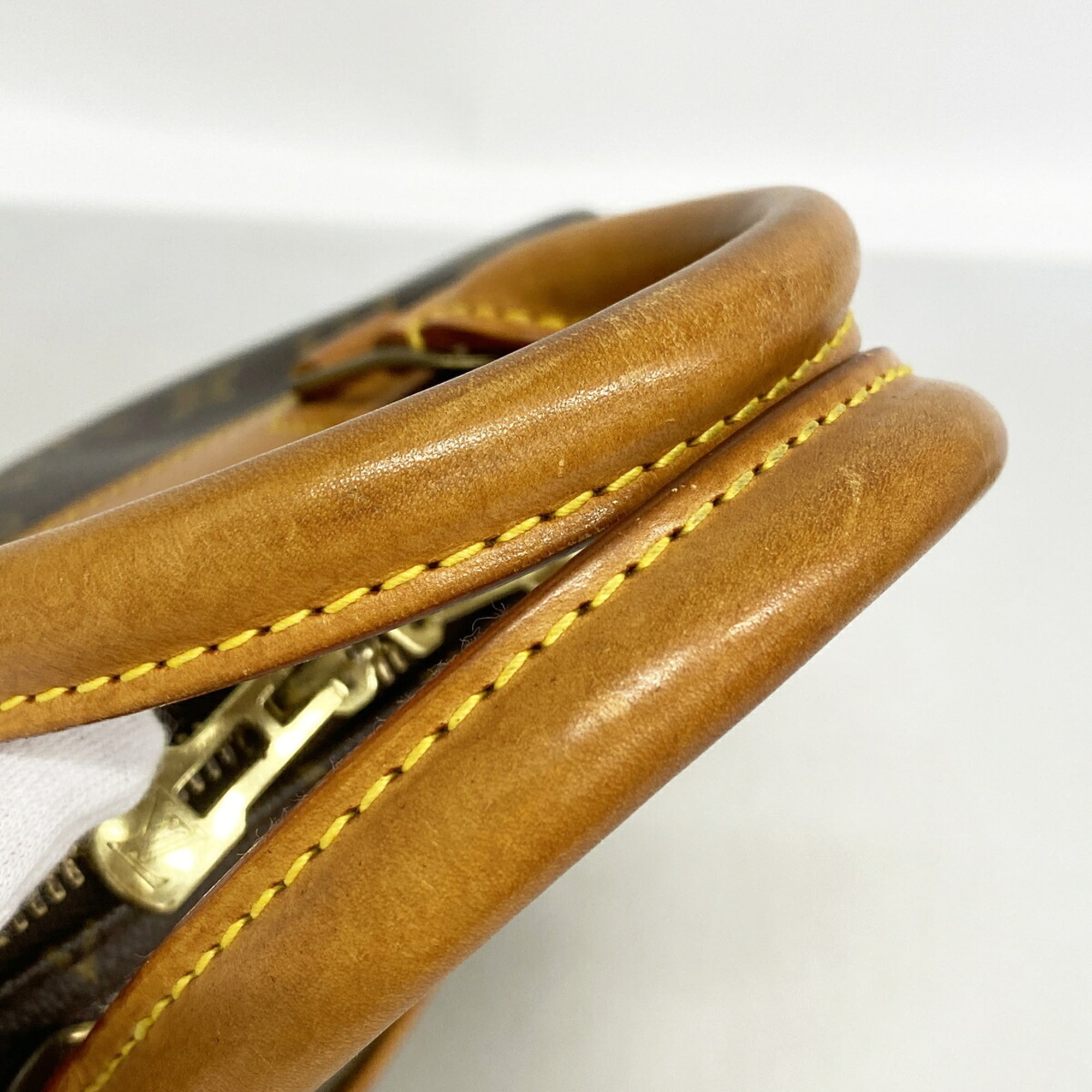 Louis Vuitton Brown Handbag (Pre-Owned)